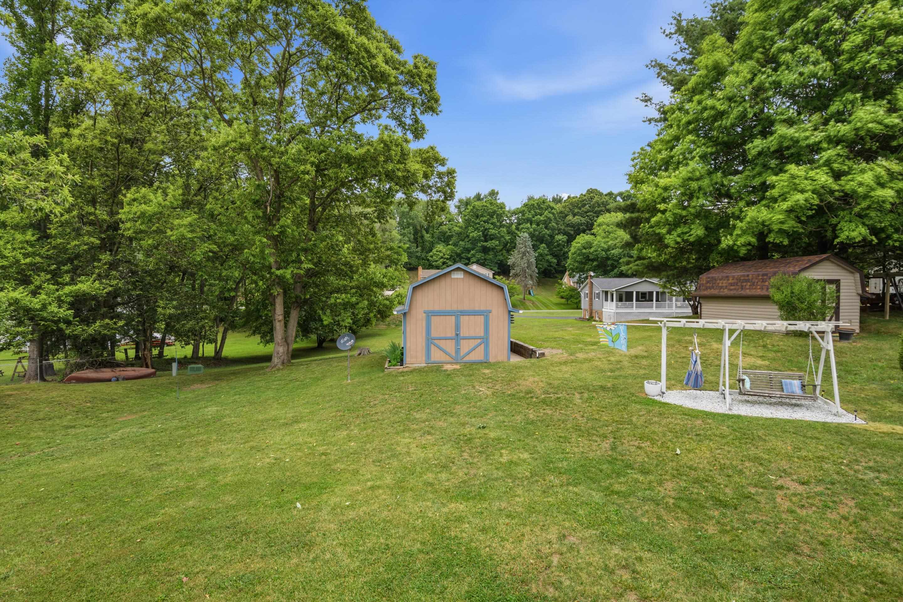 111 Caudill Street Pearisburg VA 24134