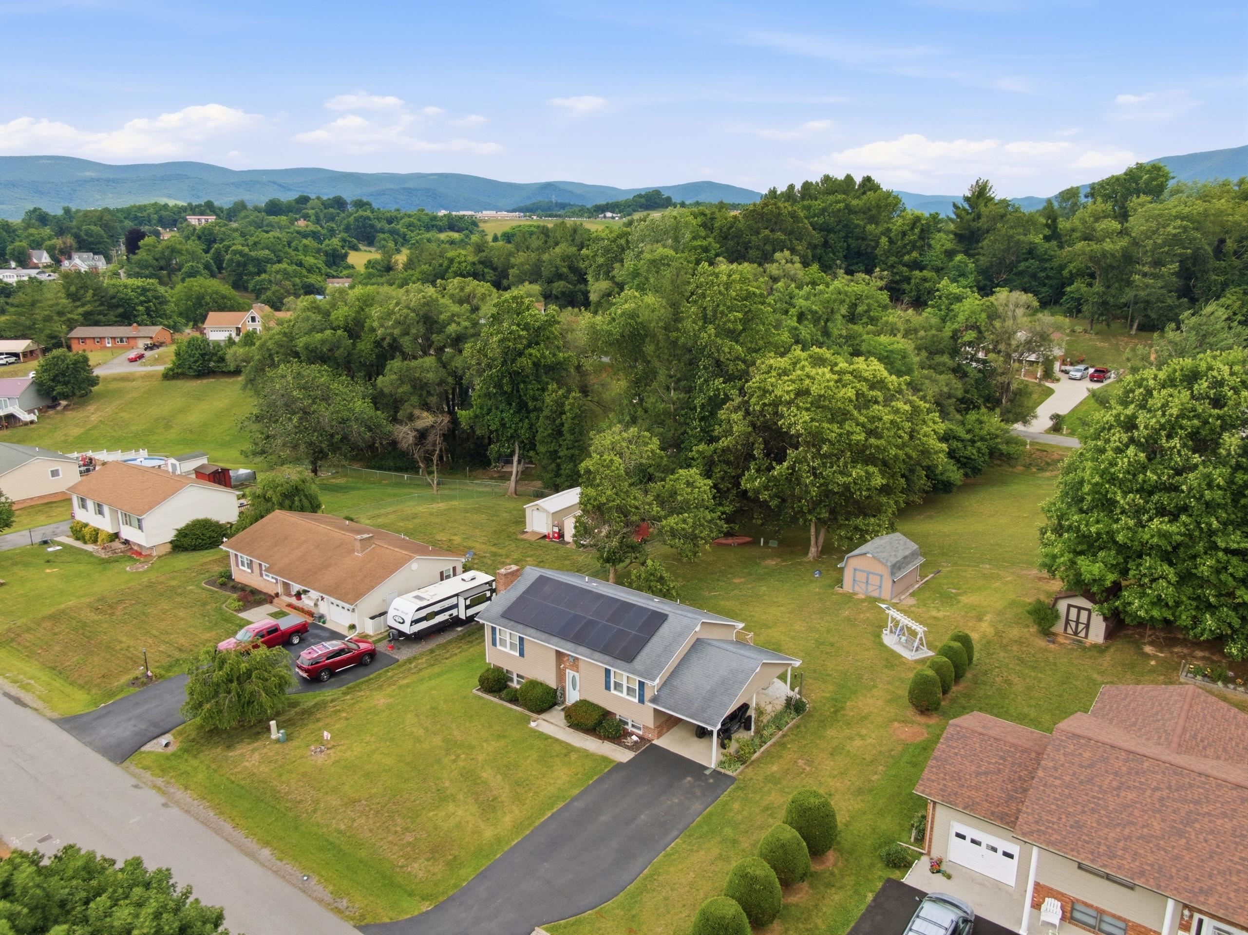 111 Caudill Street Pearisburg VA 24134