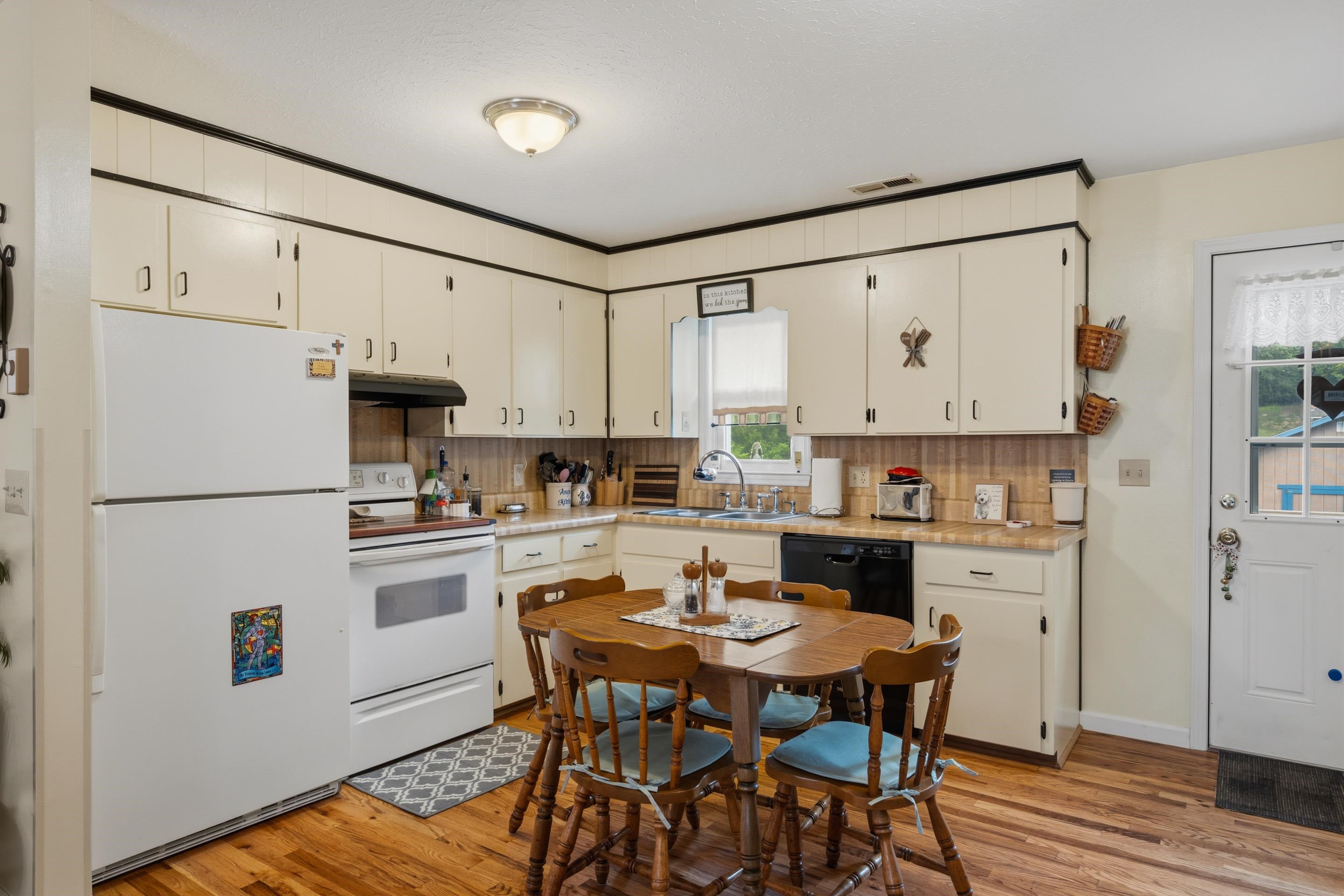 111 Caudill Street Pearisburg VA 24134