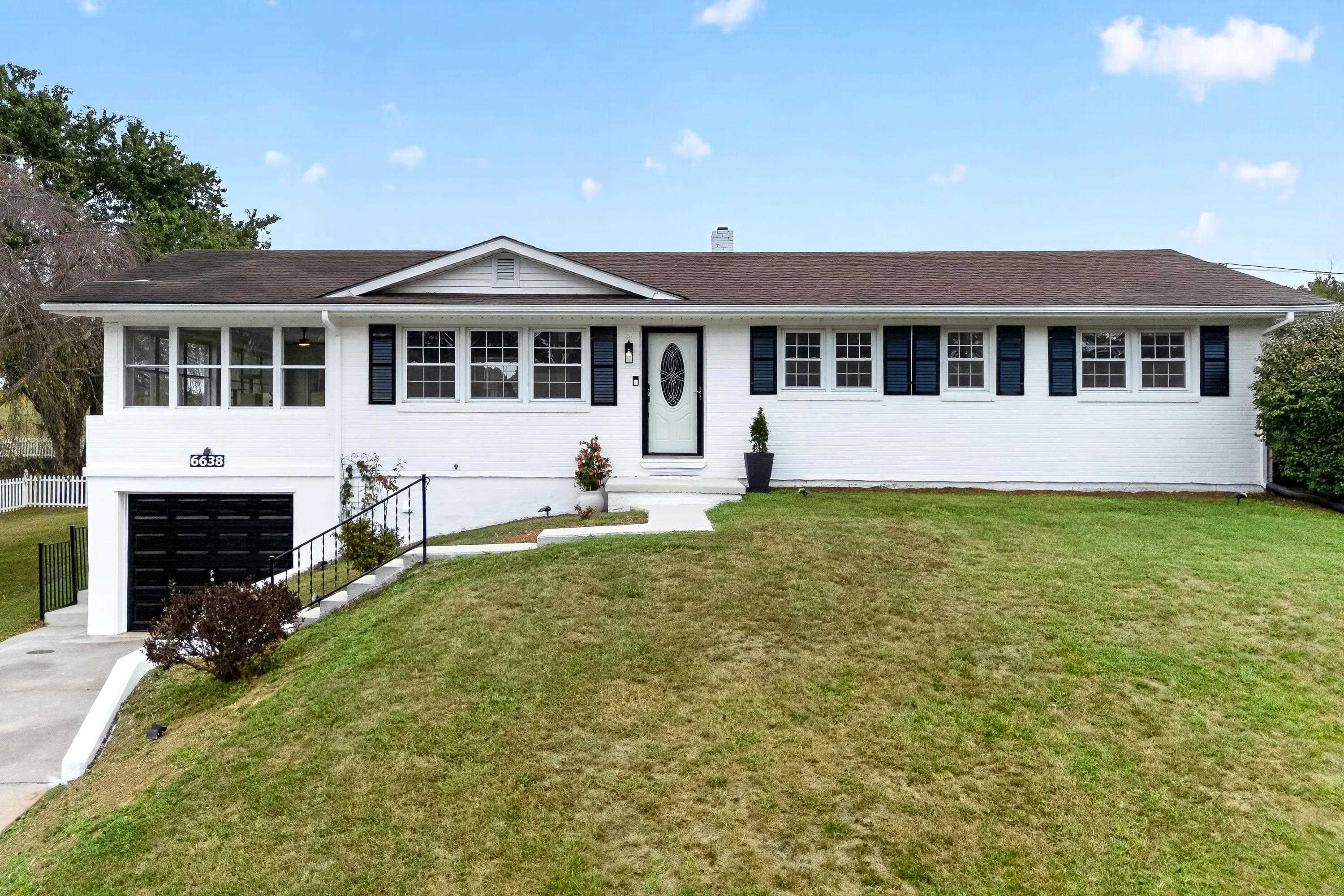 6638 Riverview Drive Fairlawn VA 24141