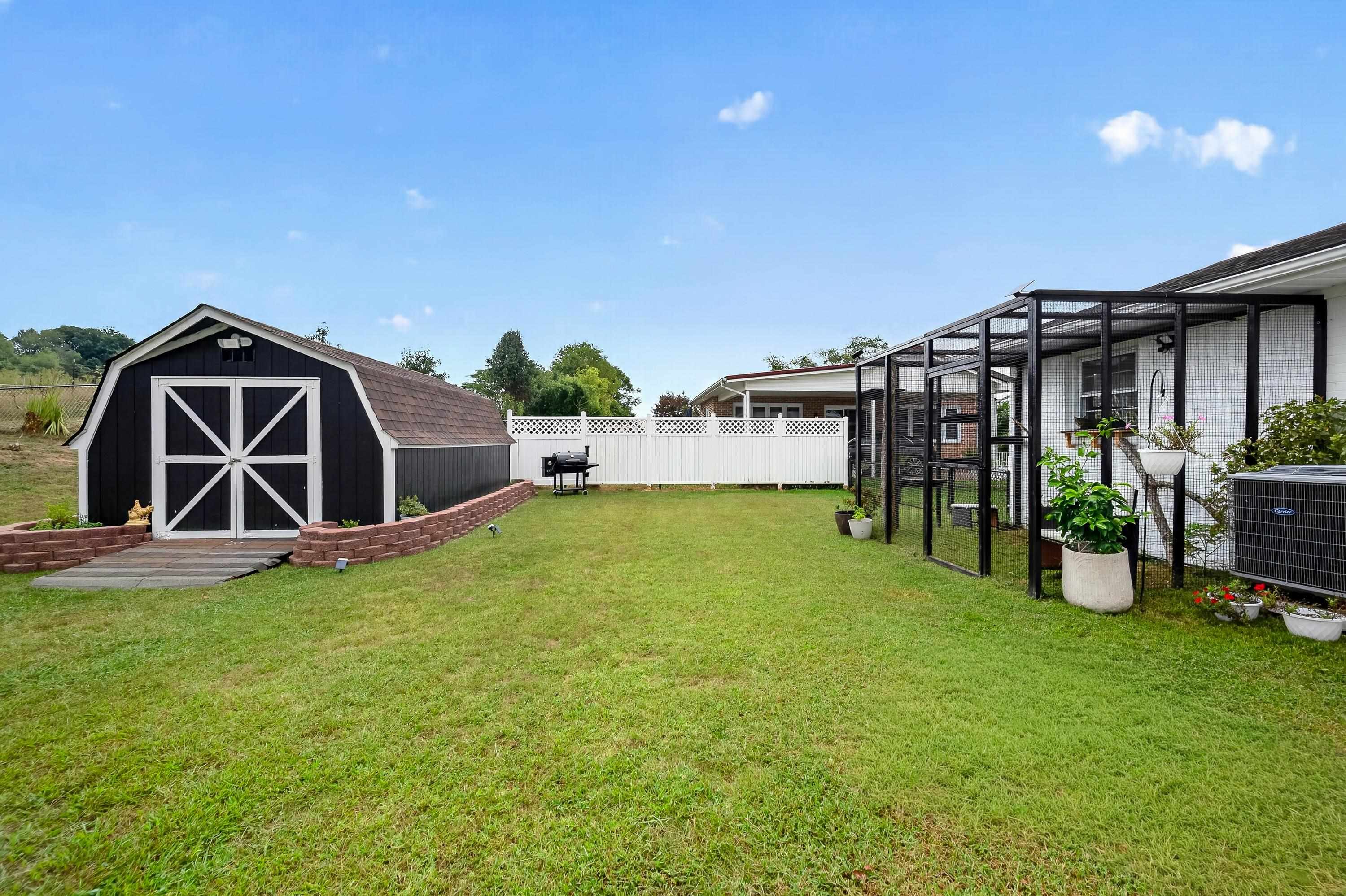 6638 Riverview Drive Fairlawn VA 24141