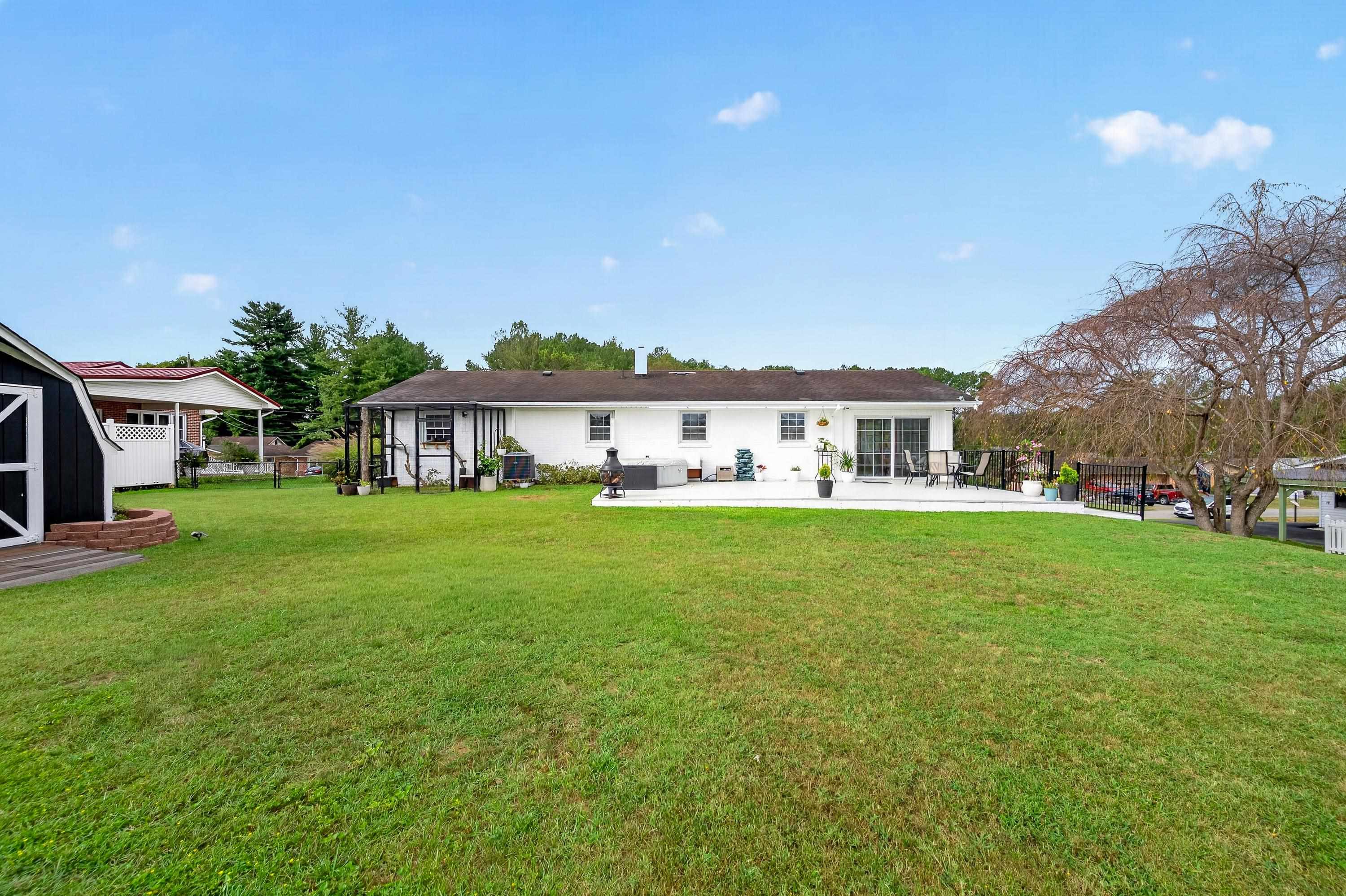 6638 Riverview Drive Fairlawn VA 24141