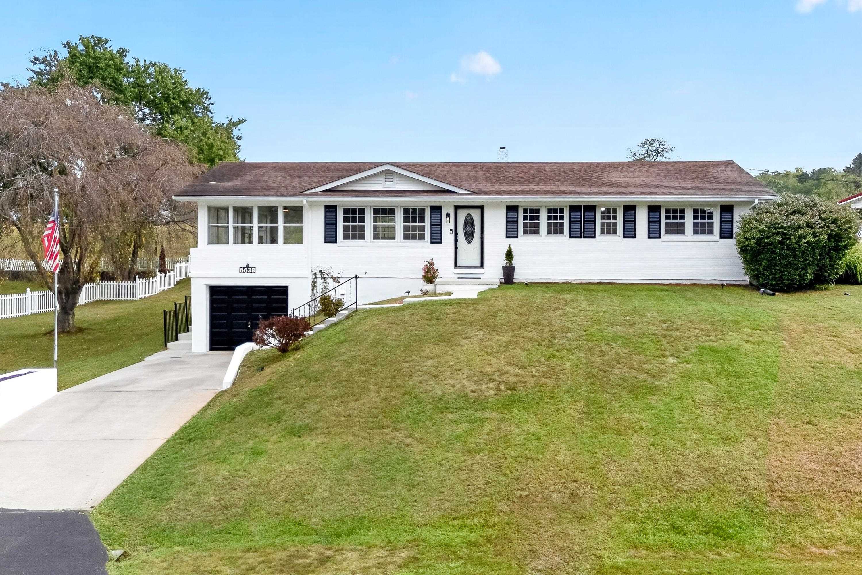 6638 Riverview Drive Fairlawn VA 24141