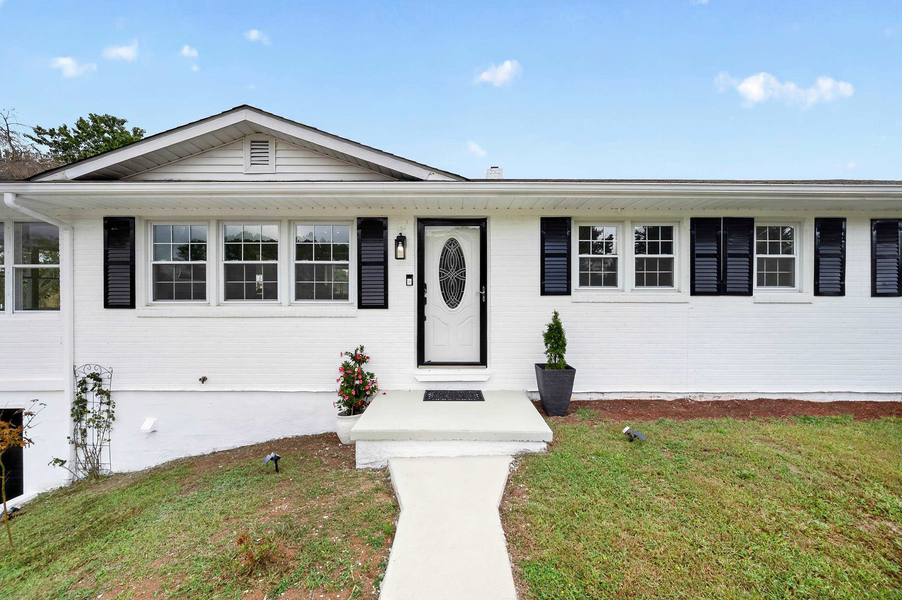 6638 Riverview Drive Fairlawn VA 24141