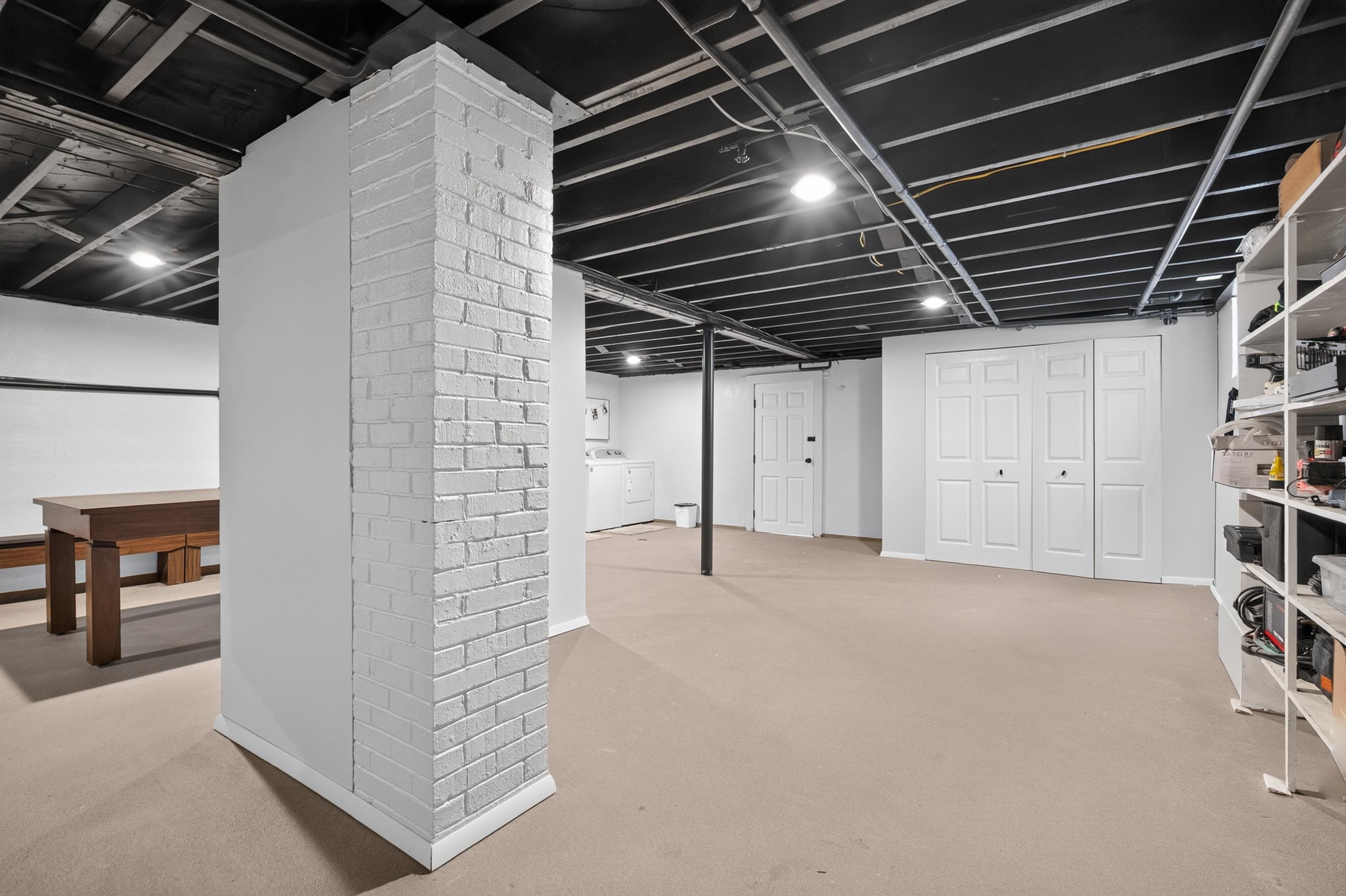 6638 Riverview Drive Fairlawn VA 24141