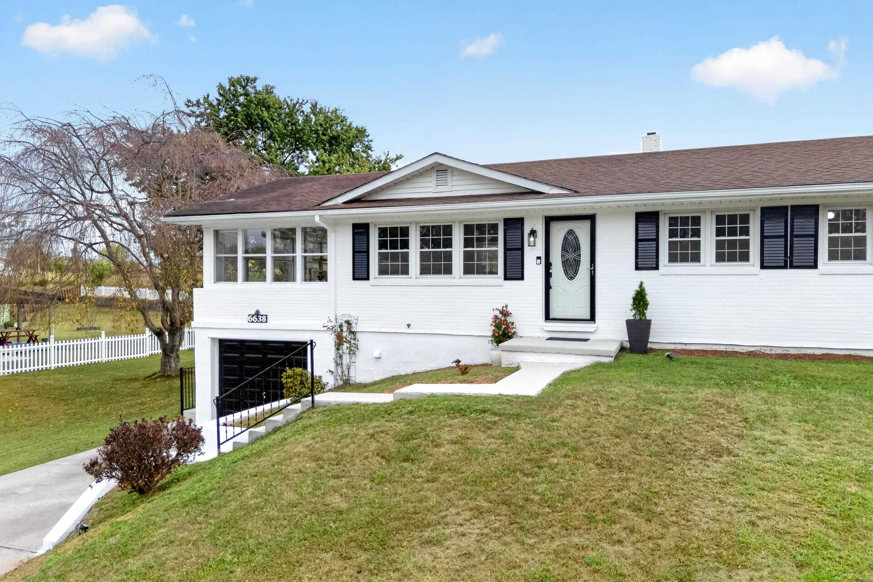 6638 Riverview Drive Fairlawn VA 24141