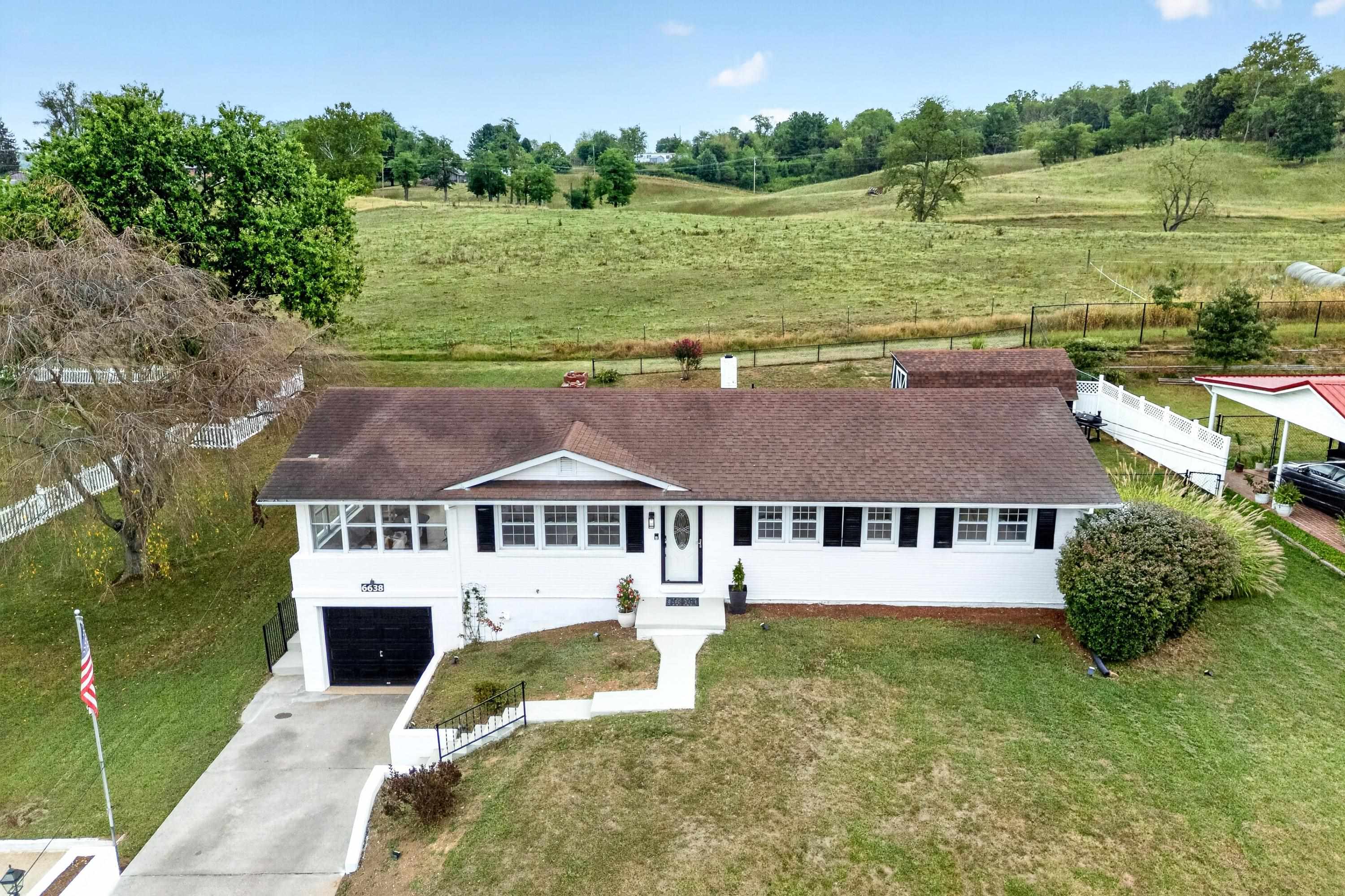 6638 Riverview Drive Fairlawn VA 24141