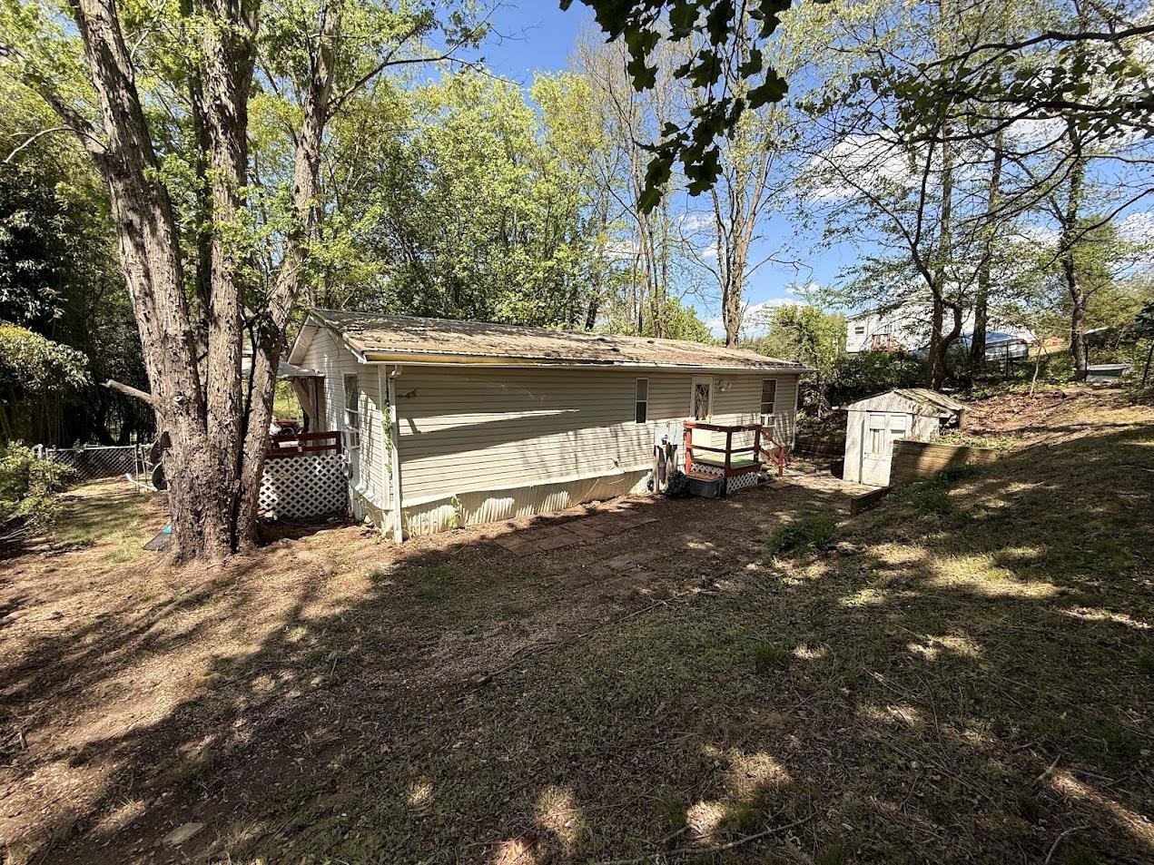 849 Pepper St Street Pulaski VA 24301