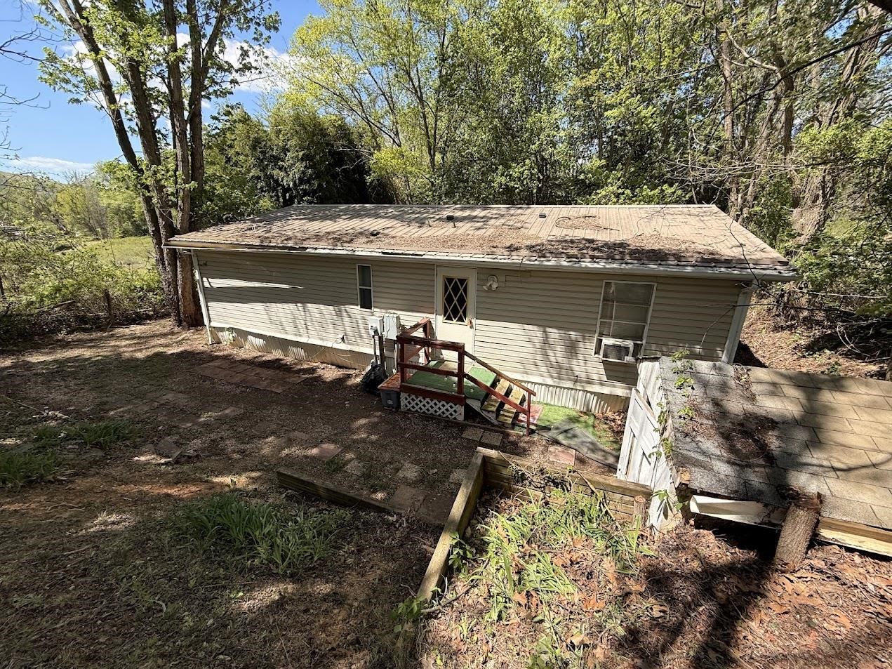 849 Pepper St Street Pulaski VA 24301
