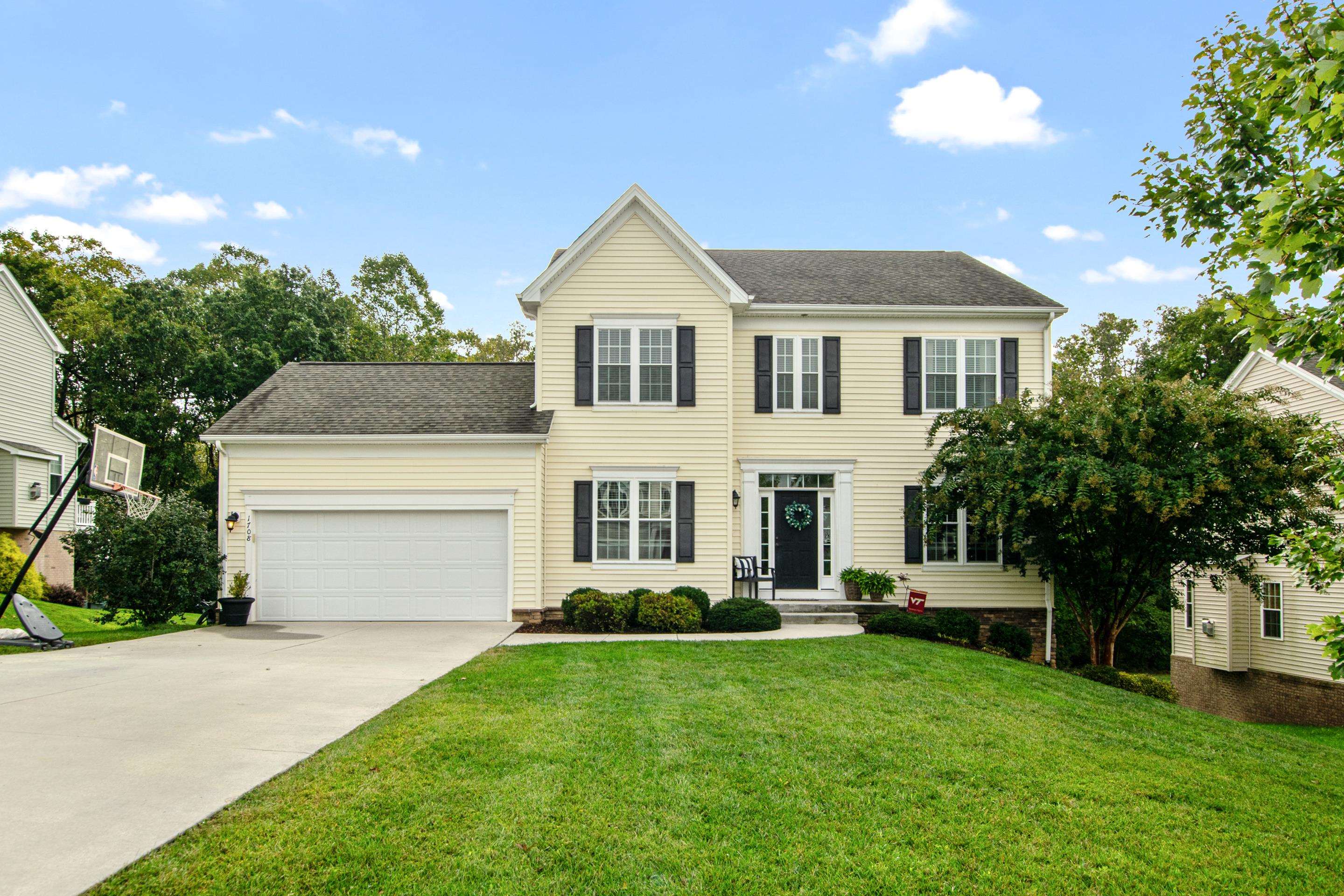 1708 Hollow Oak Court Blacksburg VA 24060