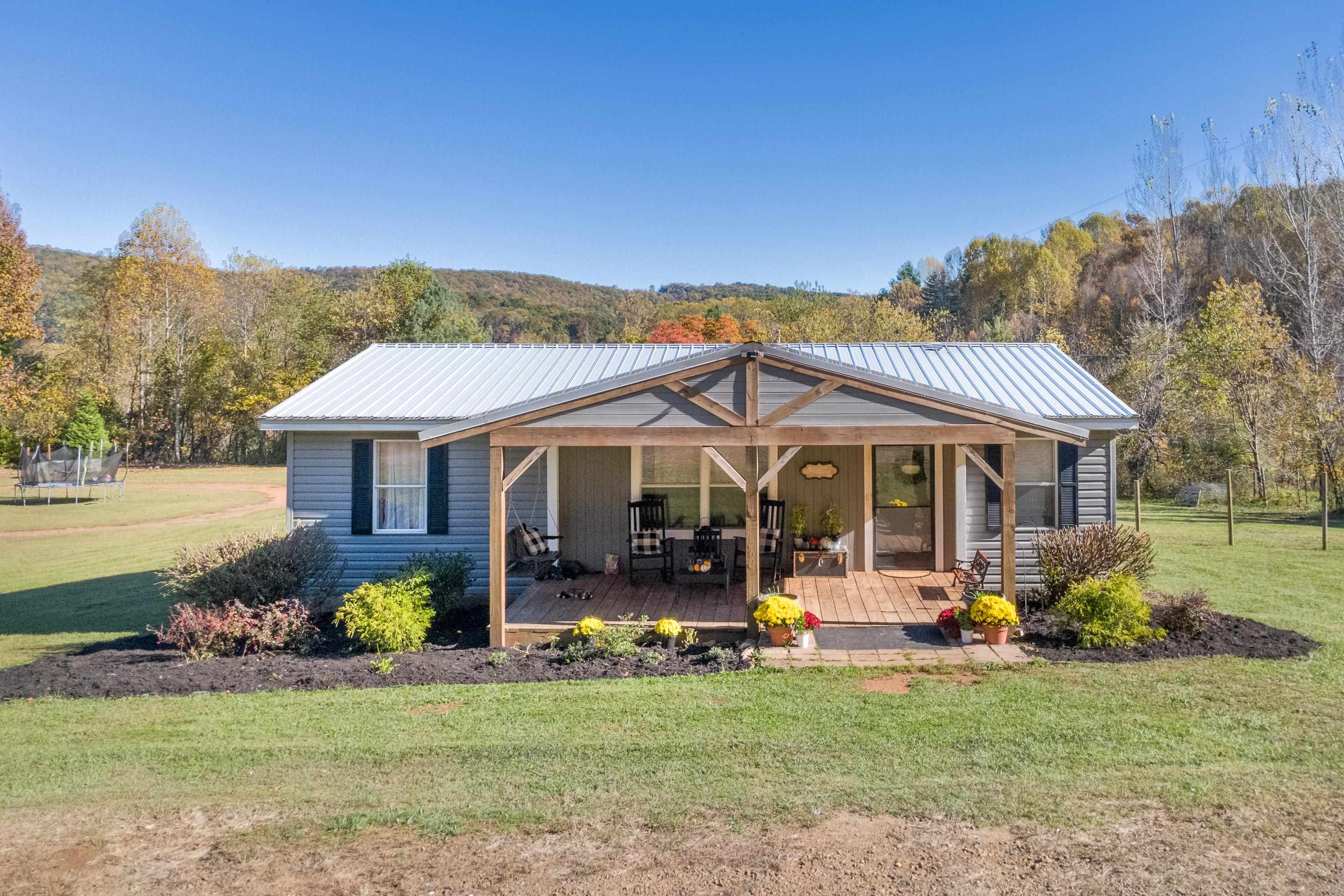 1755 Union School Road SW Floyd VA 24091