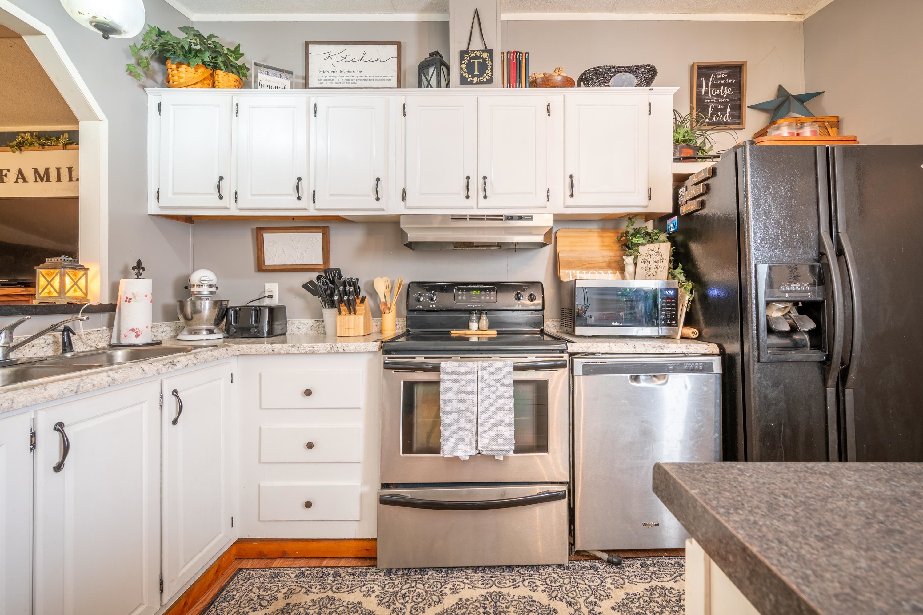 1755 Union School Road SW Floyd VA 24091