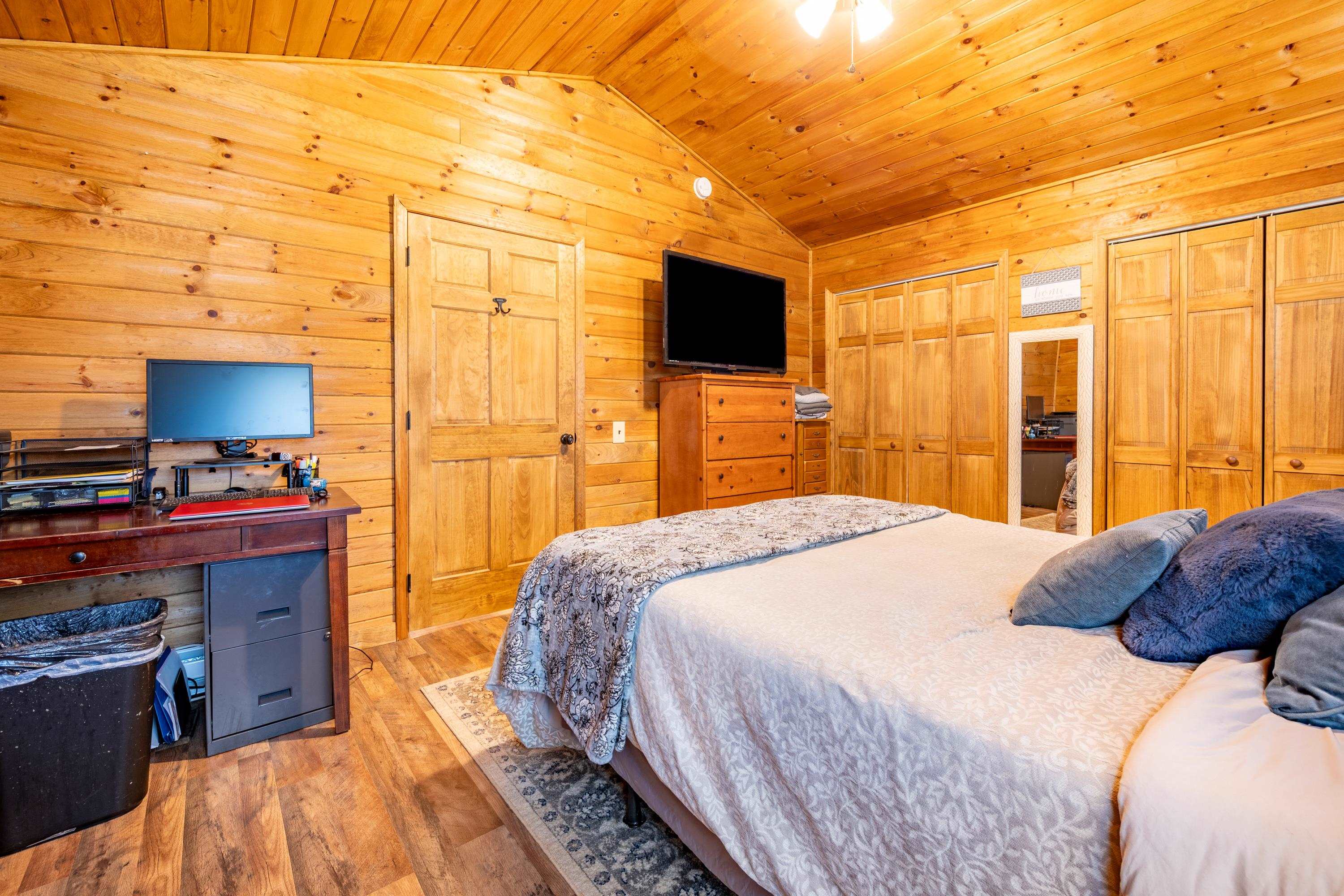 1755 Union School Road SW Floyd VA 24091