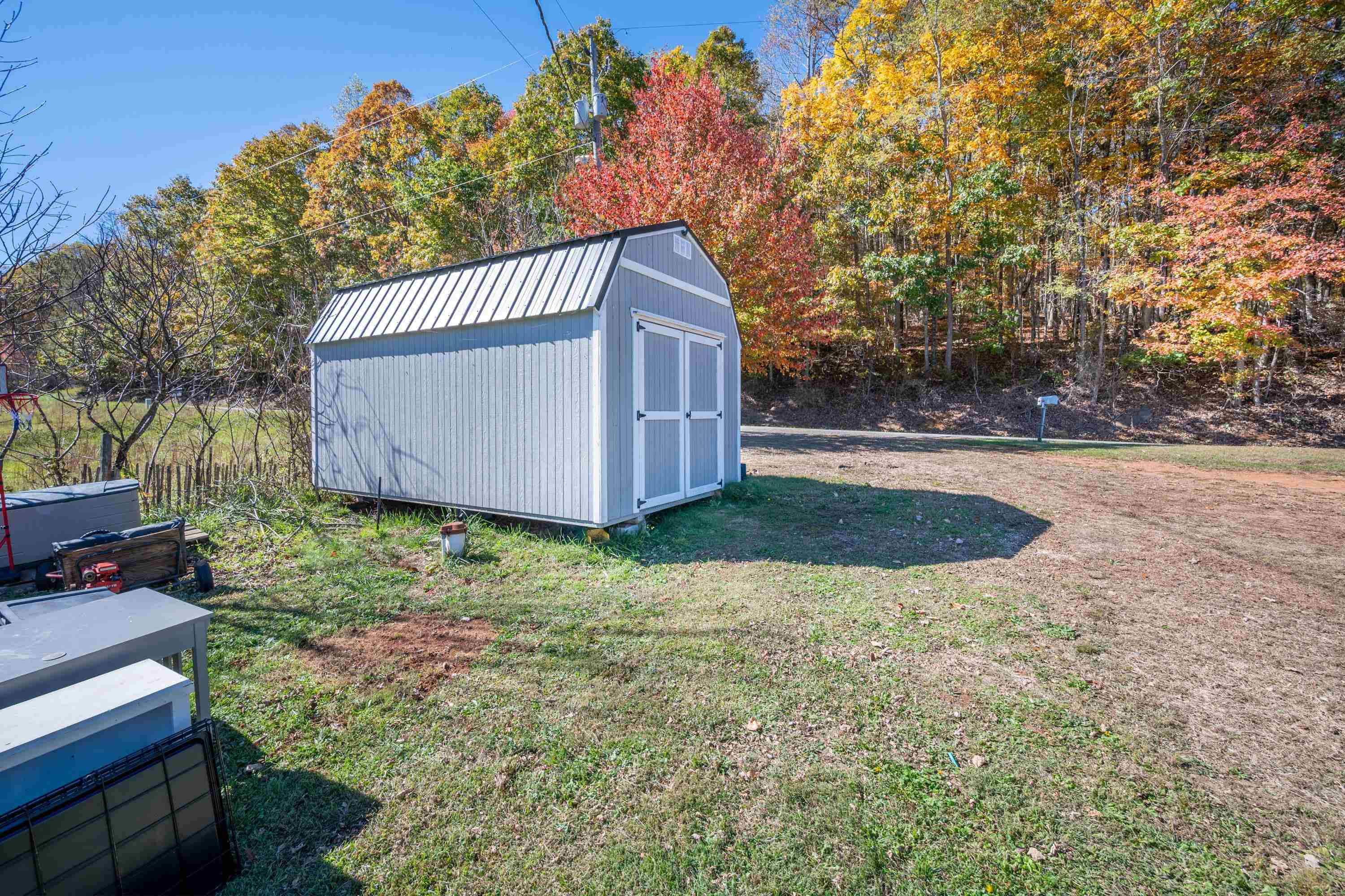 1755 Union School Road SW Floyd VA 24091