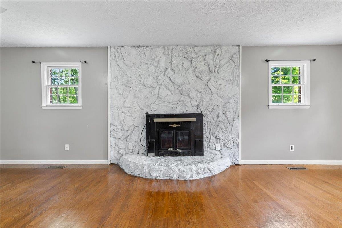4307 Horseshoe Loop Dublin VA 24084