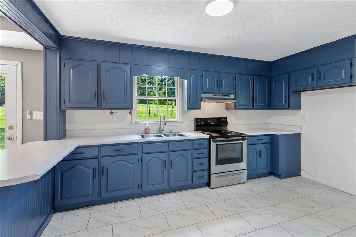 4307 Horseshoe Loop Dublin VA 24084