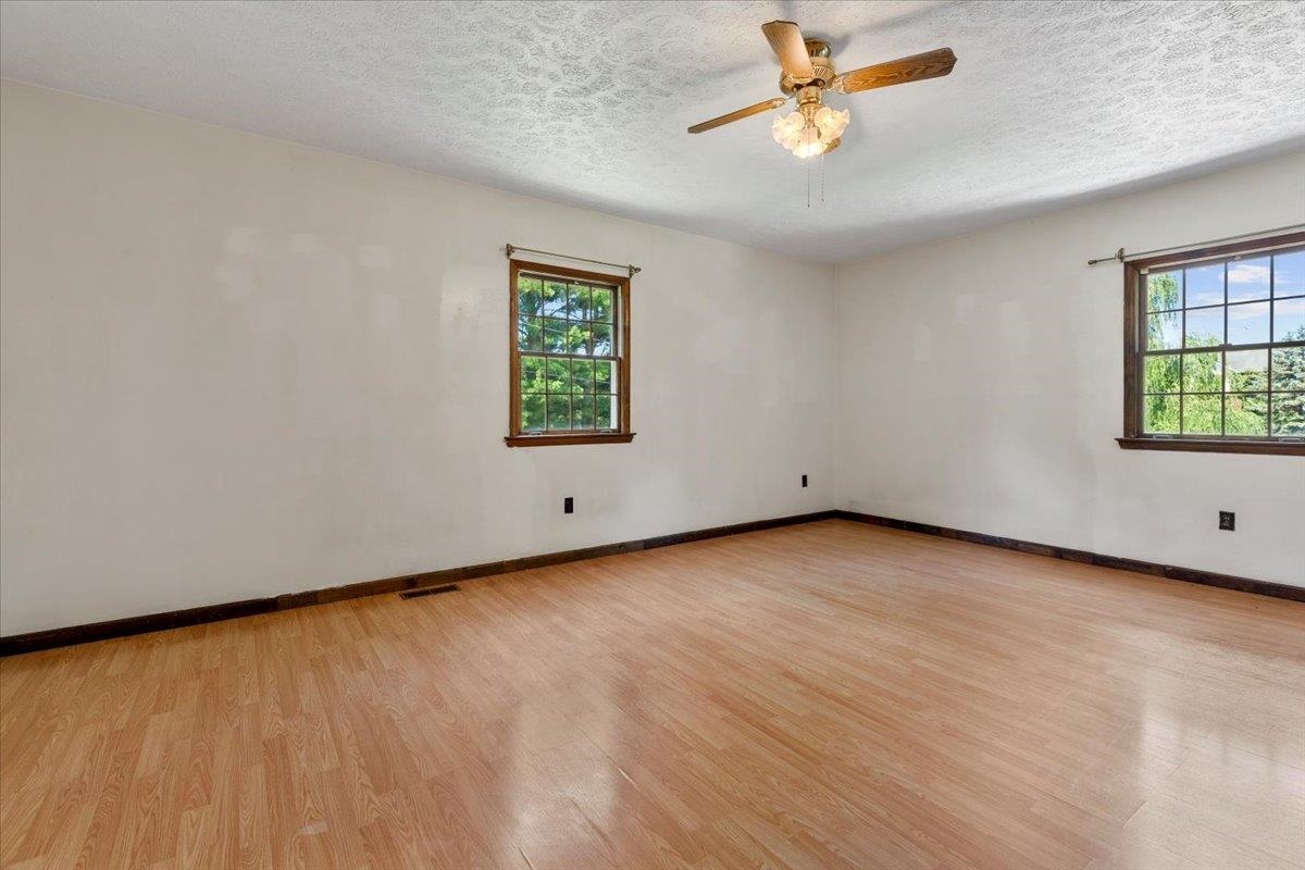 4307 Horseshoe Loop Dublin VA 24084