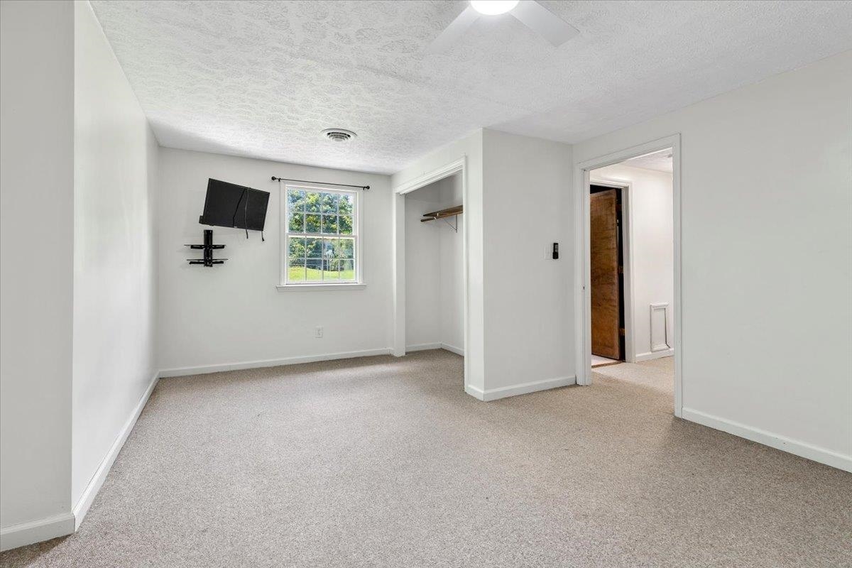 4307 Horseshoe Loop Dublin VA 24084