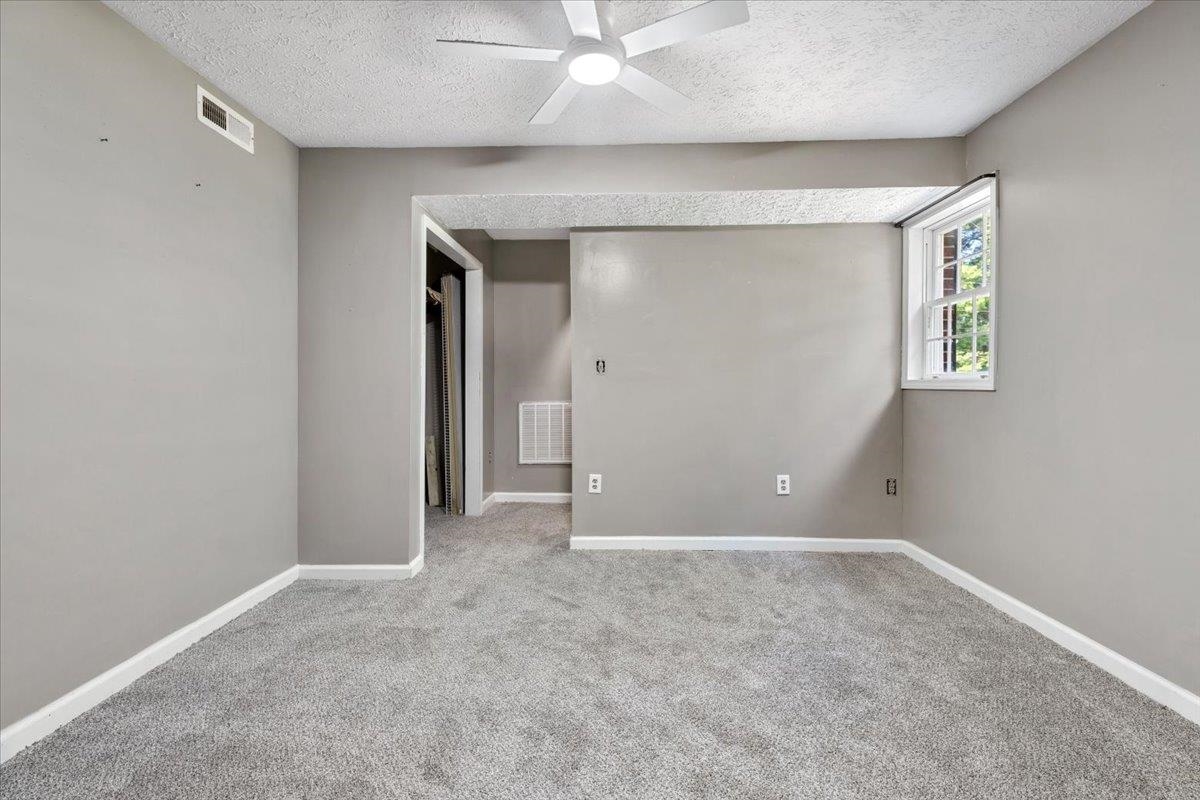 4307 Horseshoe Loop Dublin VA 24084