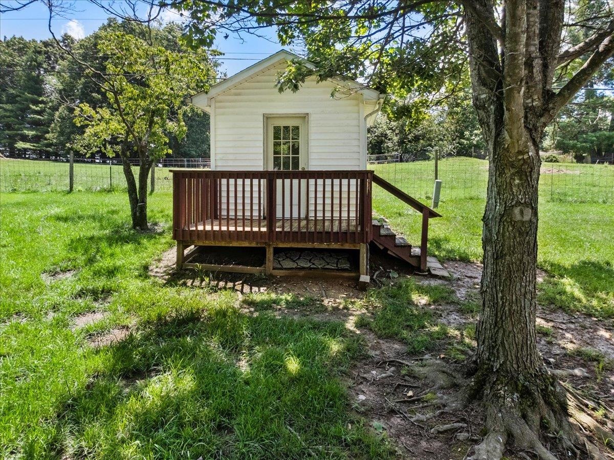 4307 Horseshoe Loop Dublin VA 24084