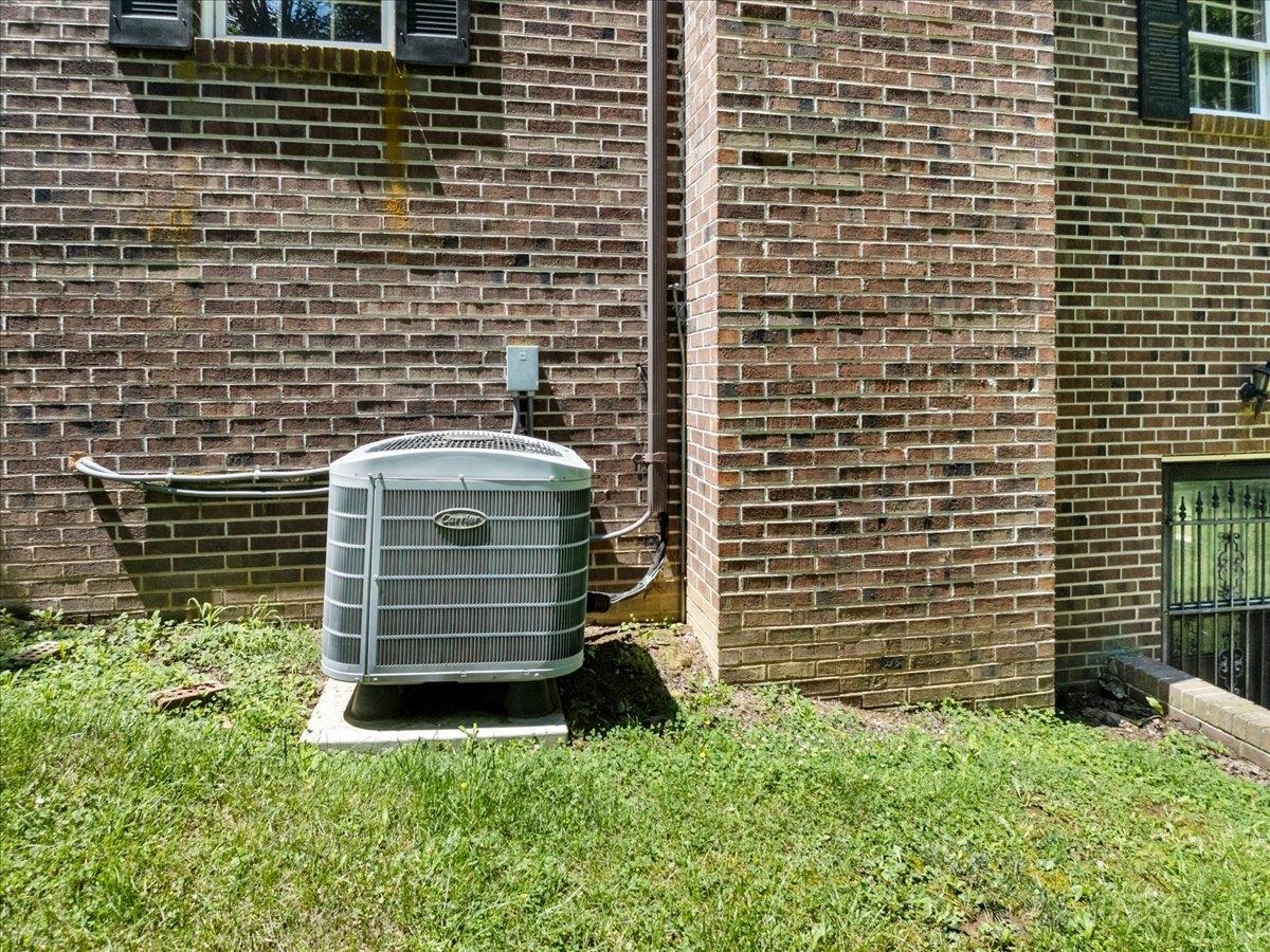 4307 Horseshoe Loop Dublin VA 24084