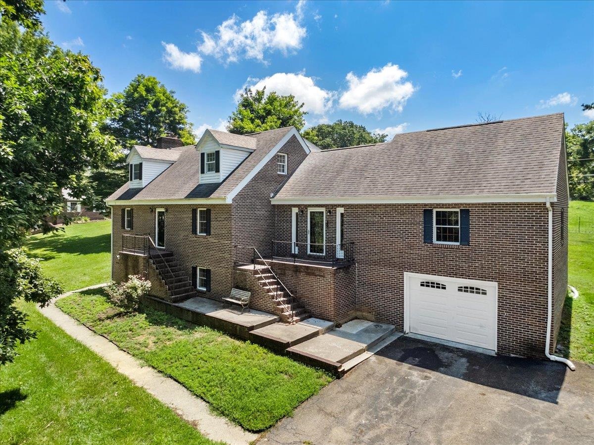 4307 Horseshoe Loop Dublin VA 24084