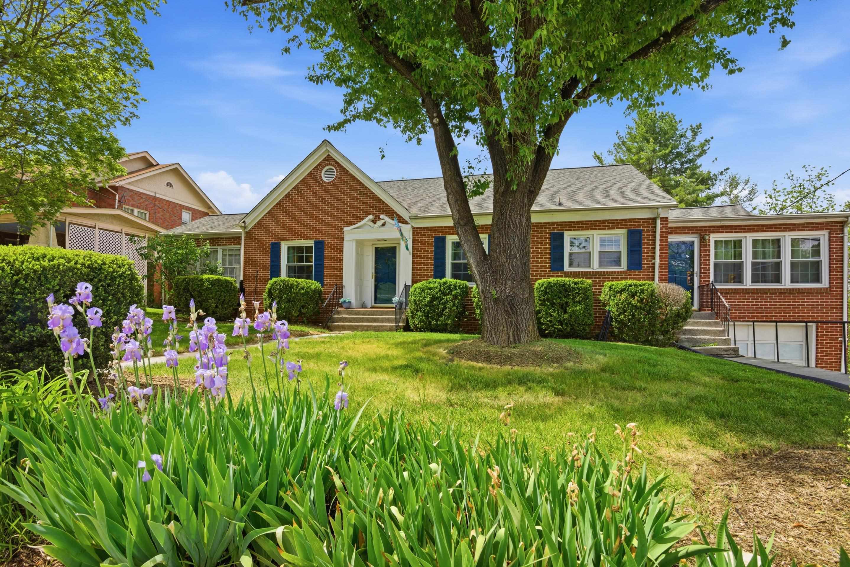 705 W Main Street Christiansburg VA 24073