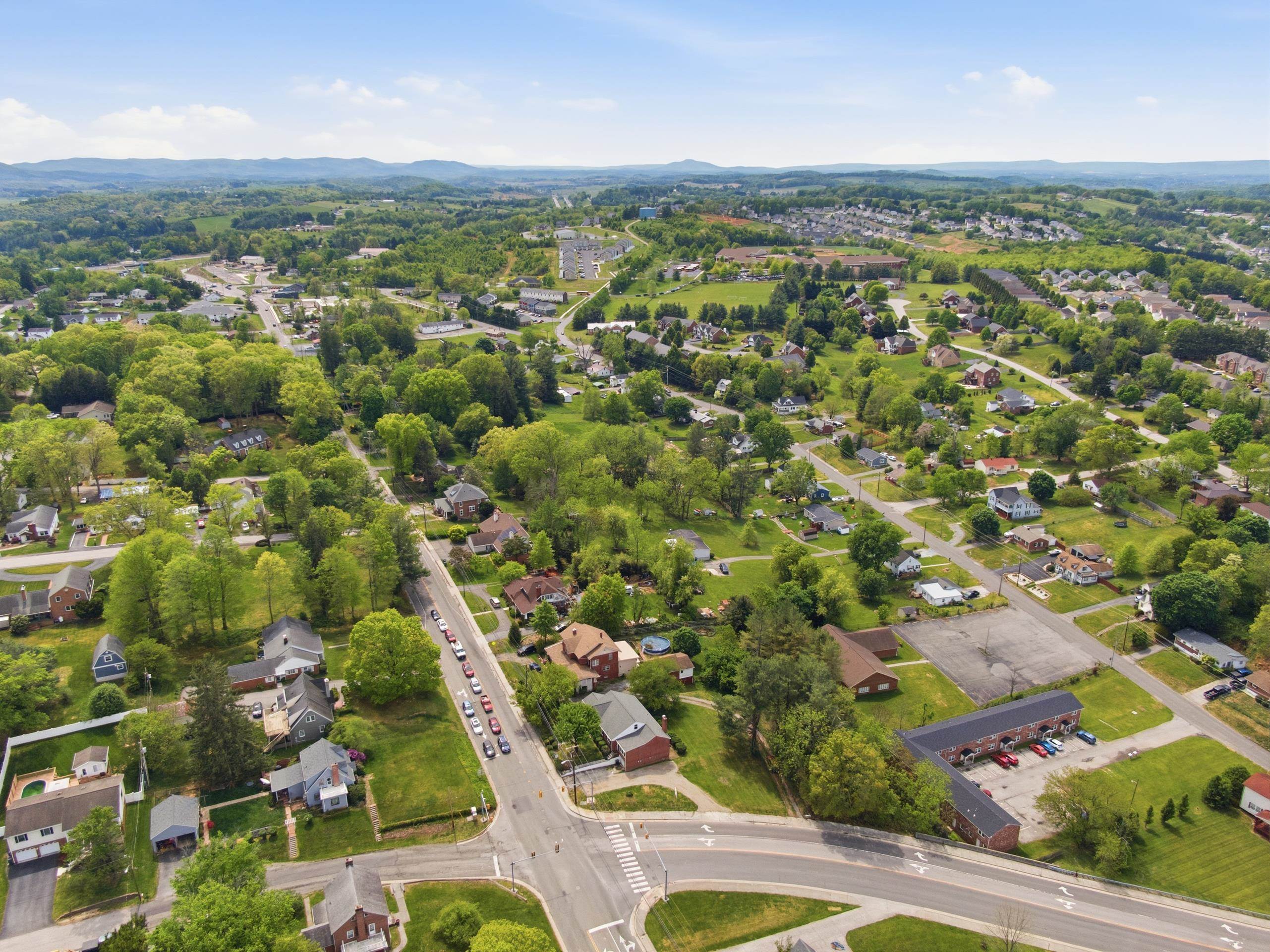 705 W Main Street Christiansburg VA 24073