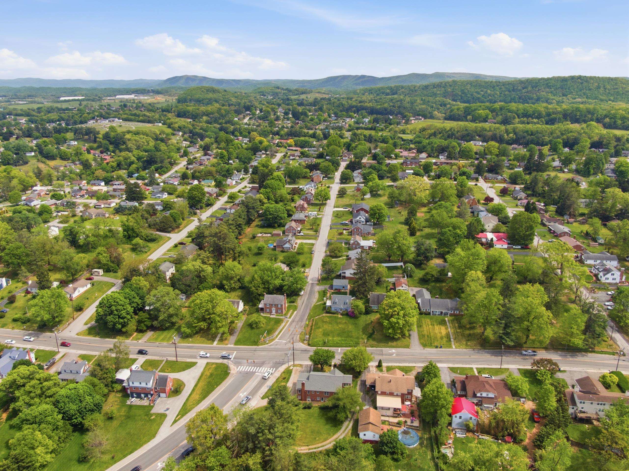 705 W Main Street Christiansburg VA 24073