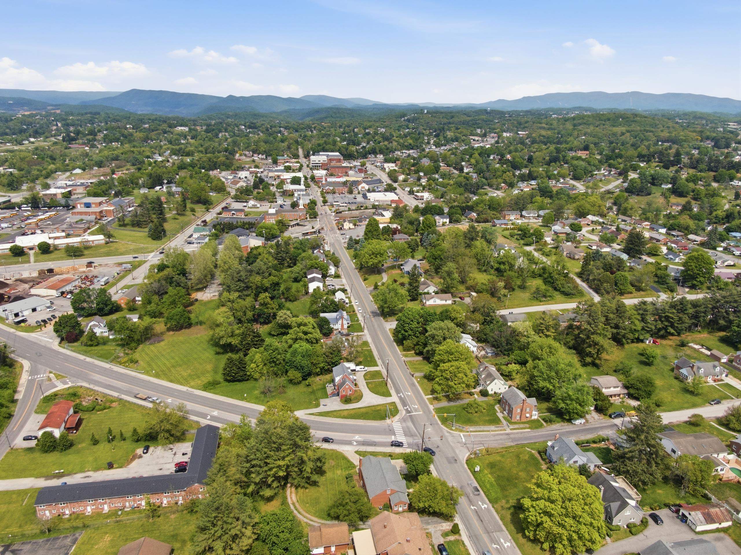 705 W Main Street Christiansburg VA 24073