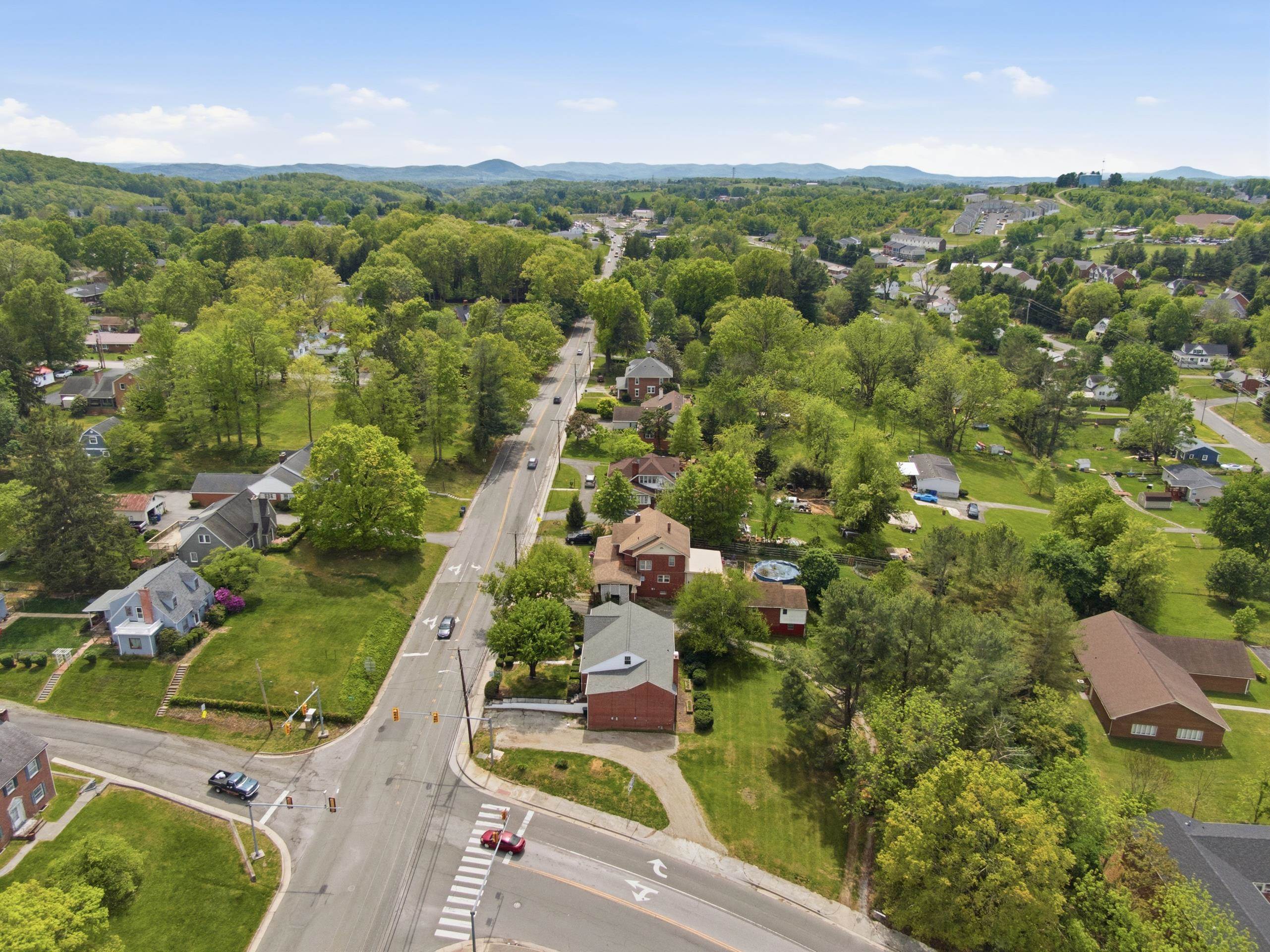 705 W Main Street Christiansburg VA 24073