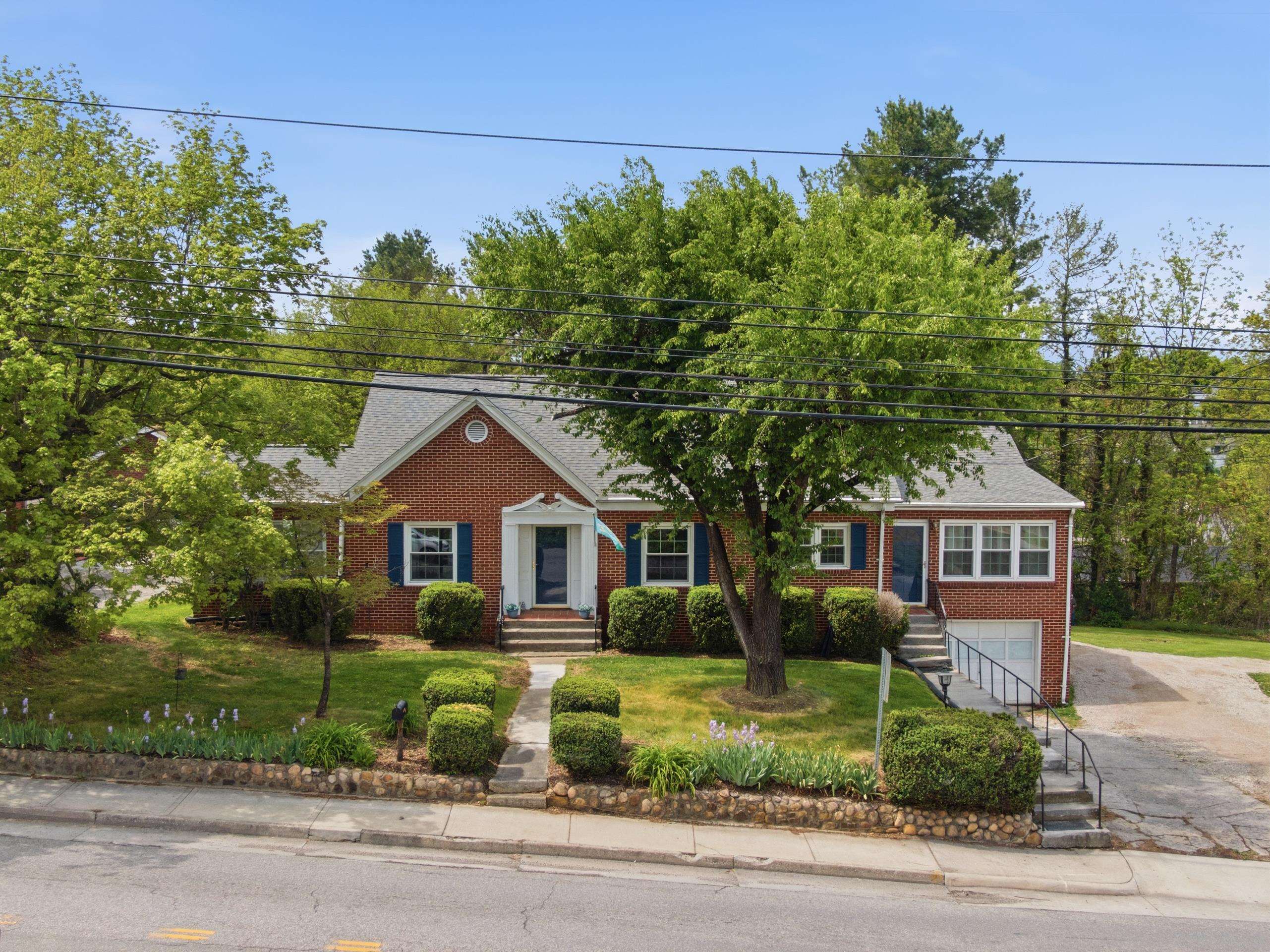 705 W Main Street Christiansburg VA 24073