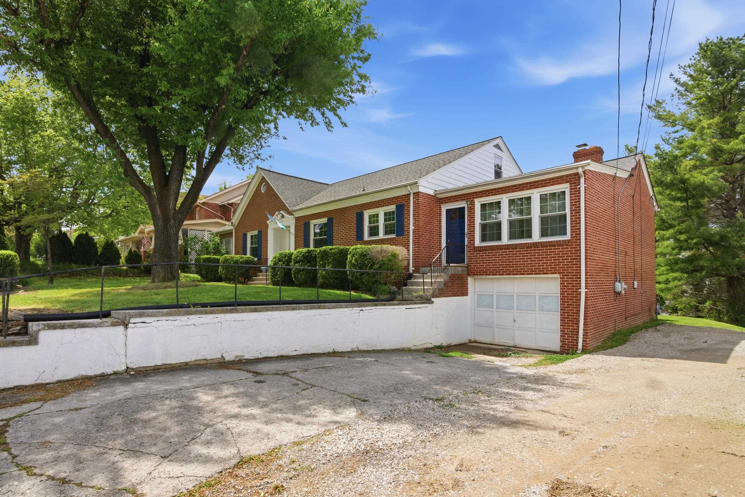 705 W Main Street Christiansburg VA 24073