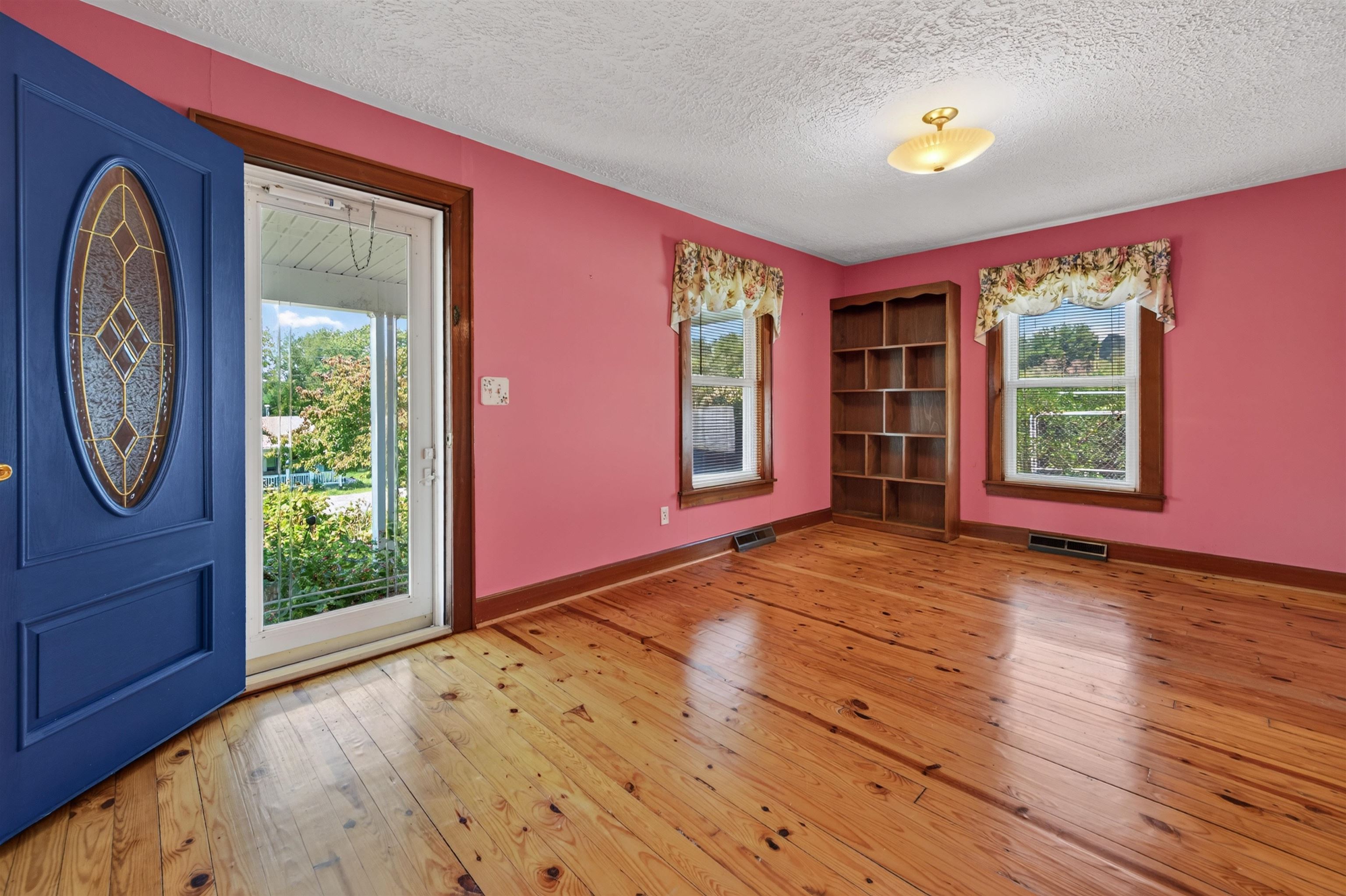 4218 Holbert Avenue Draper VA 24324