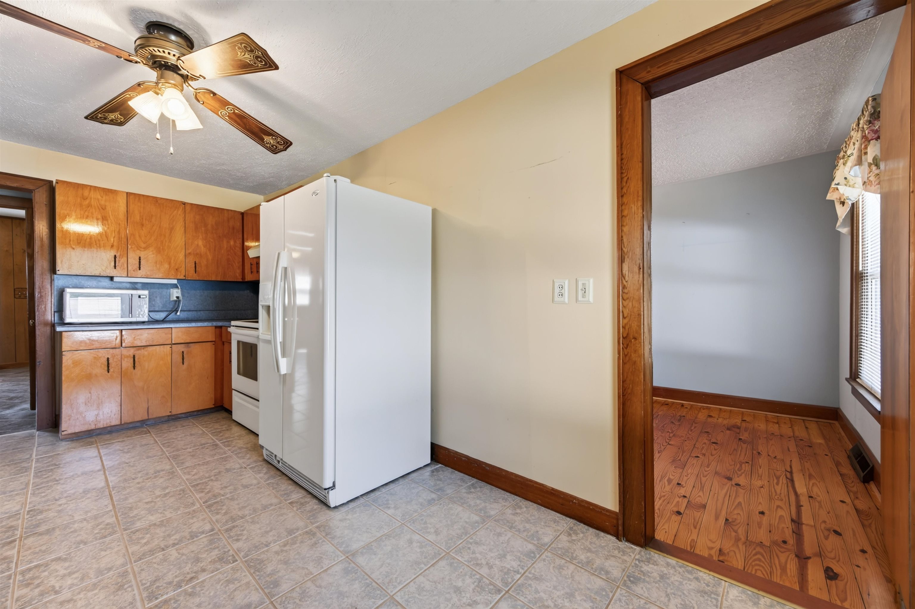 4218 Holbert Avenue Draper VA 24324