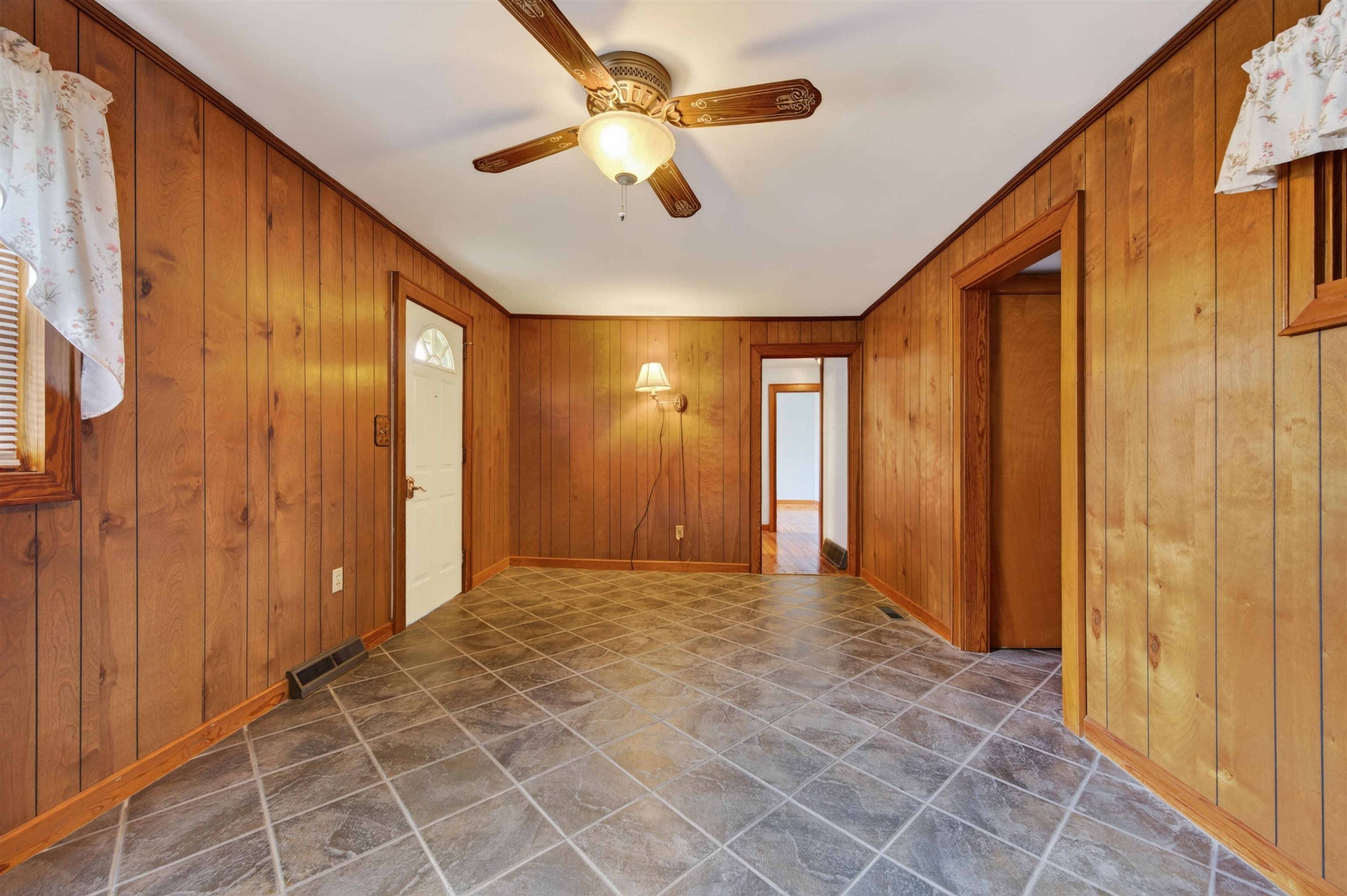4218 Holbert Avenue Draper VA 24324