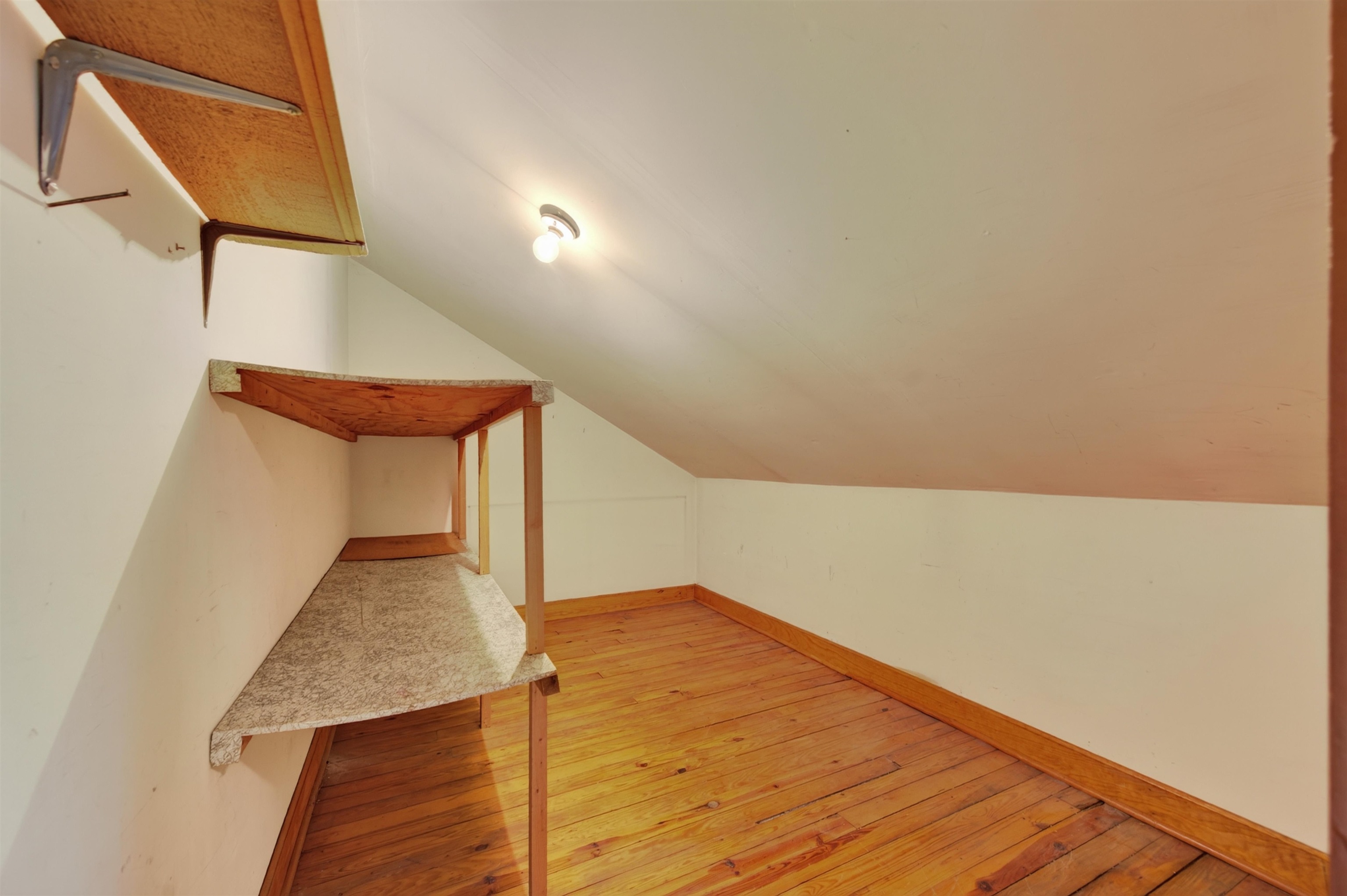 4218 Holbert Avenue Draper VA 24324