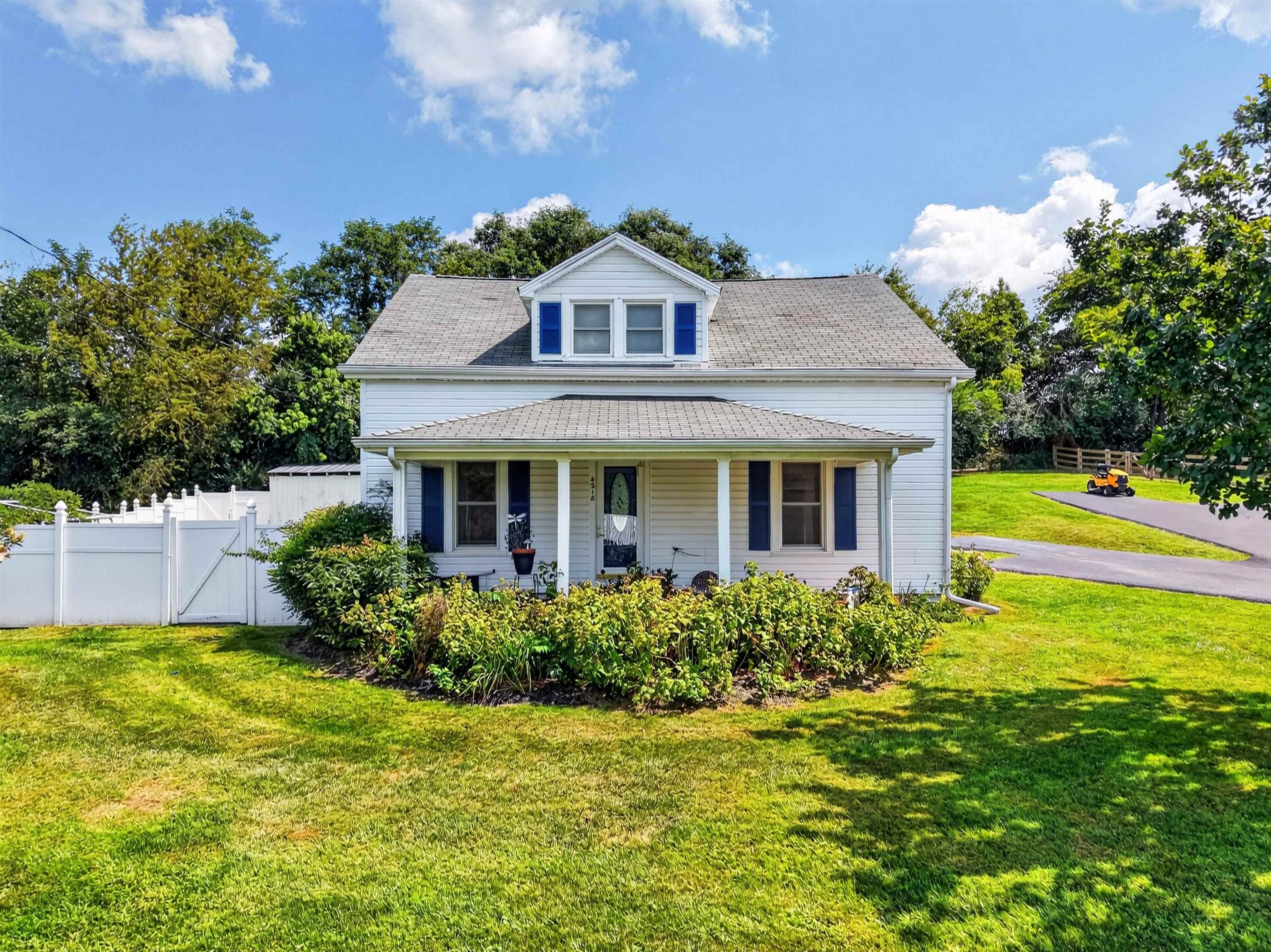 4218 Holbert Avenue Draper VA 24324