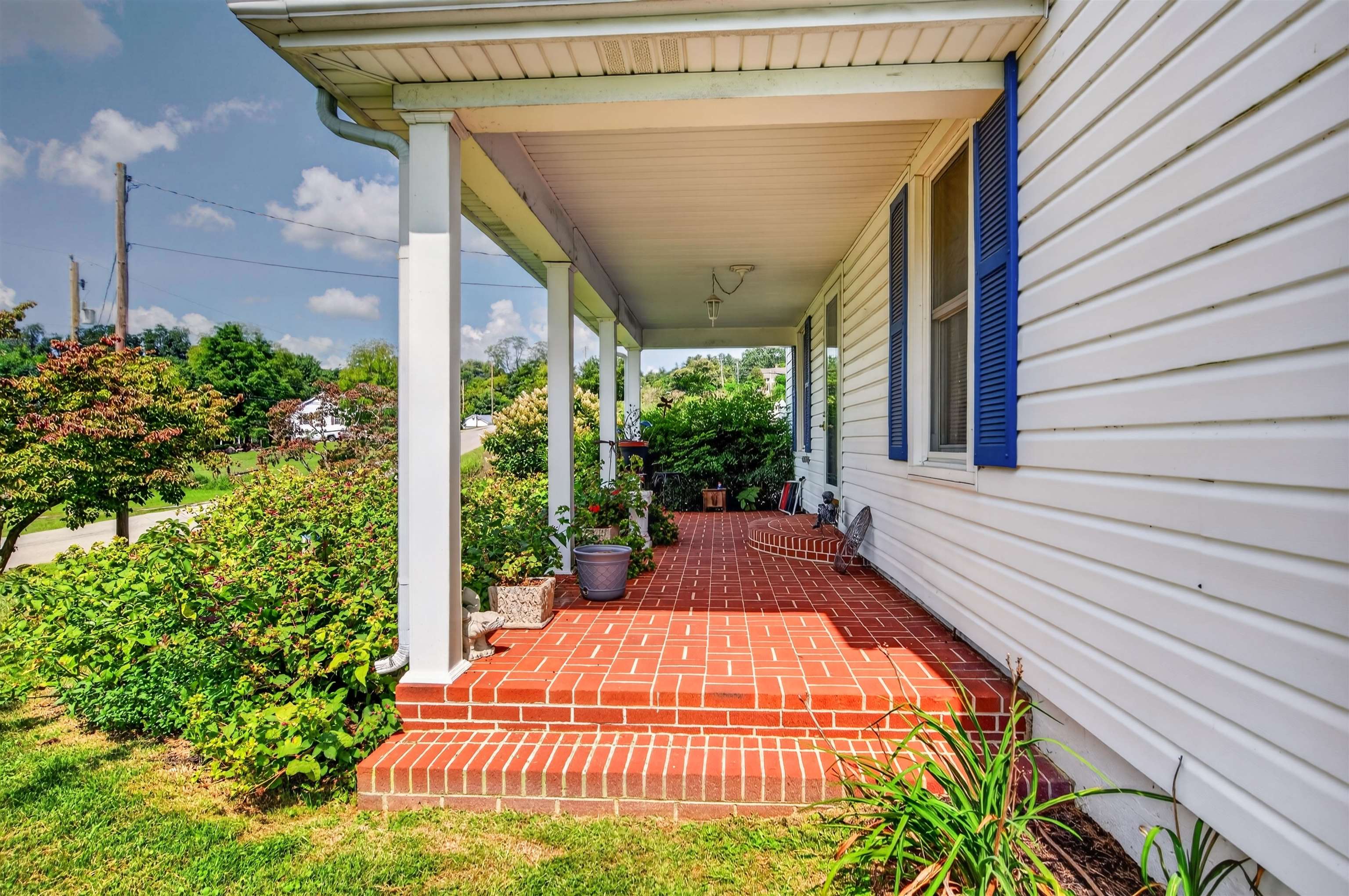 4218 Holbert Avenue Draper VA 24324