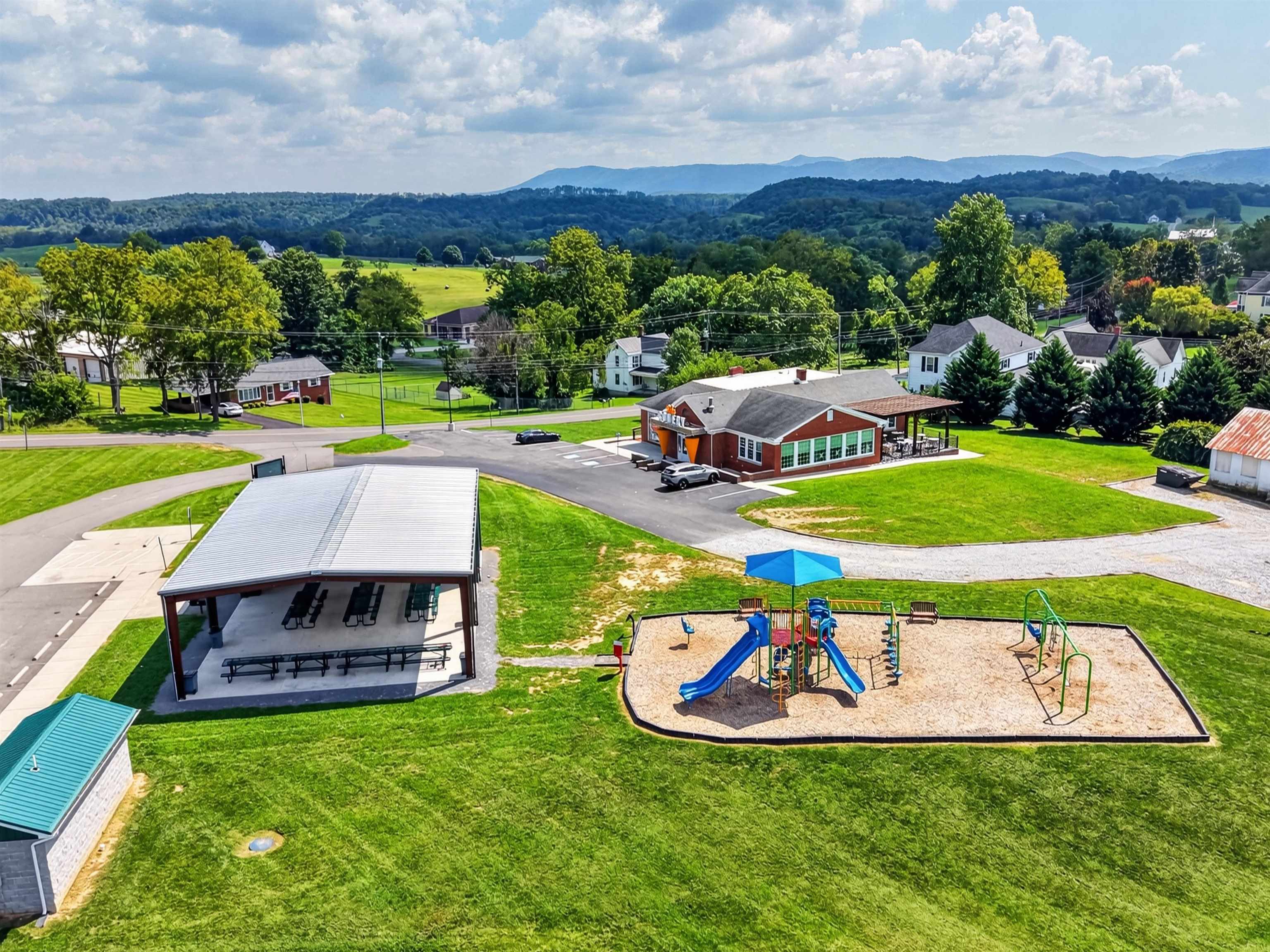 4218 Holbert Avenue Draper VA 24324