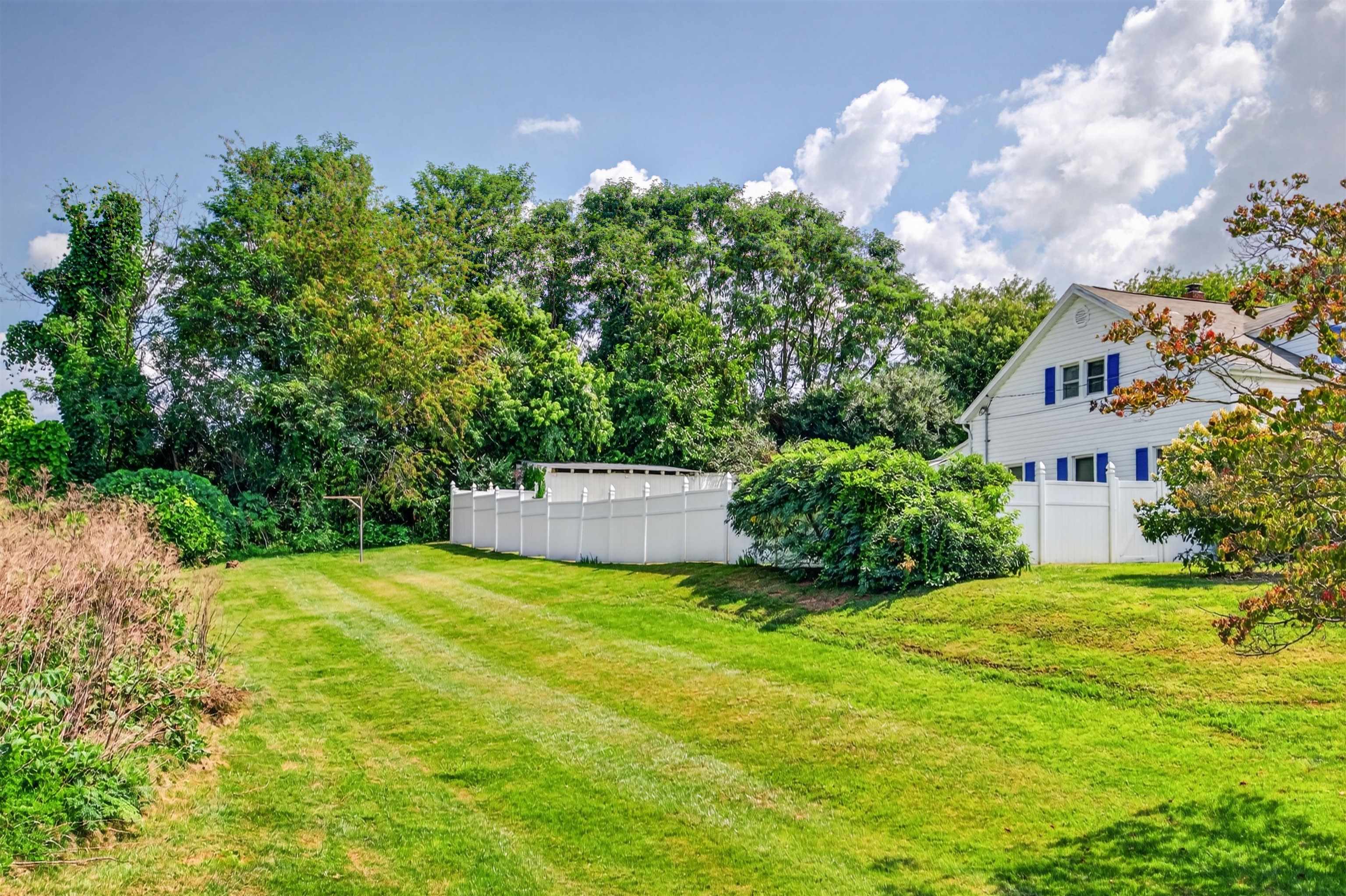 4218 Holbert Avenue Draper VA 24324