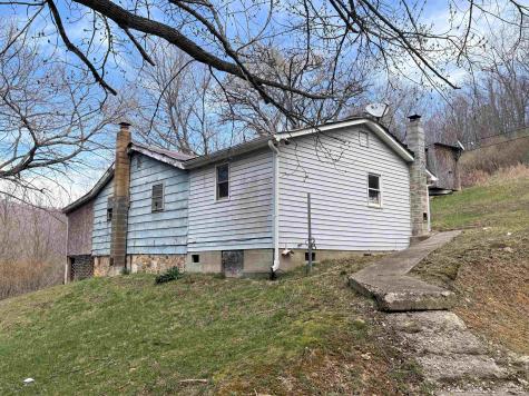 263 Hopkins Road Pearisburg VA 24134