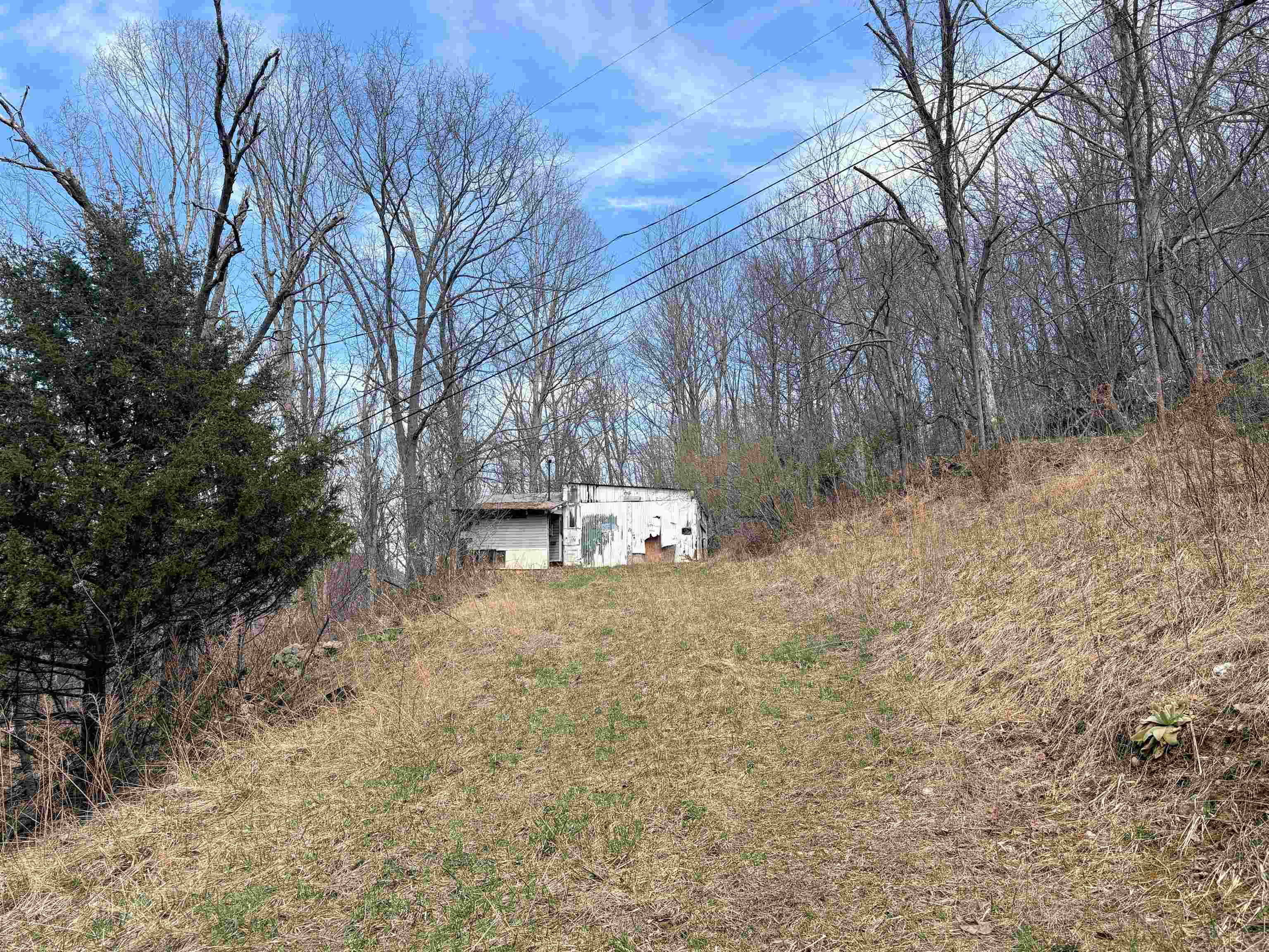 263 Hopkins Road Pearisburg VA 24134