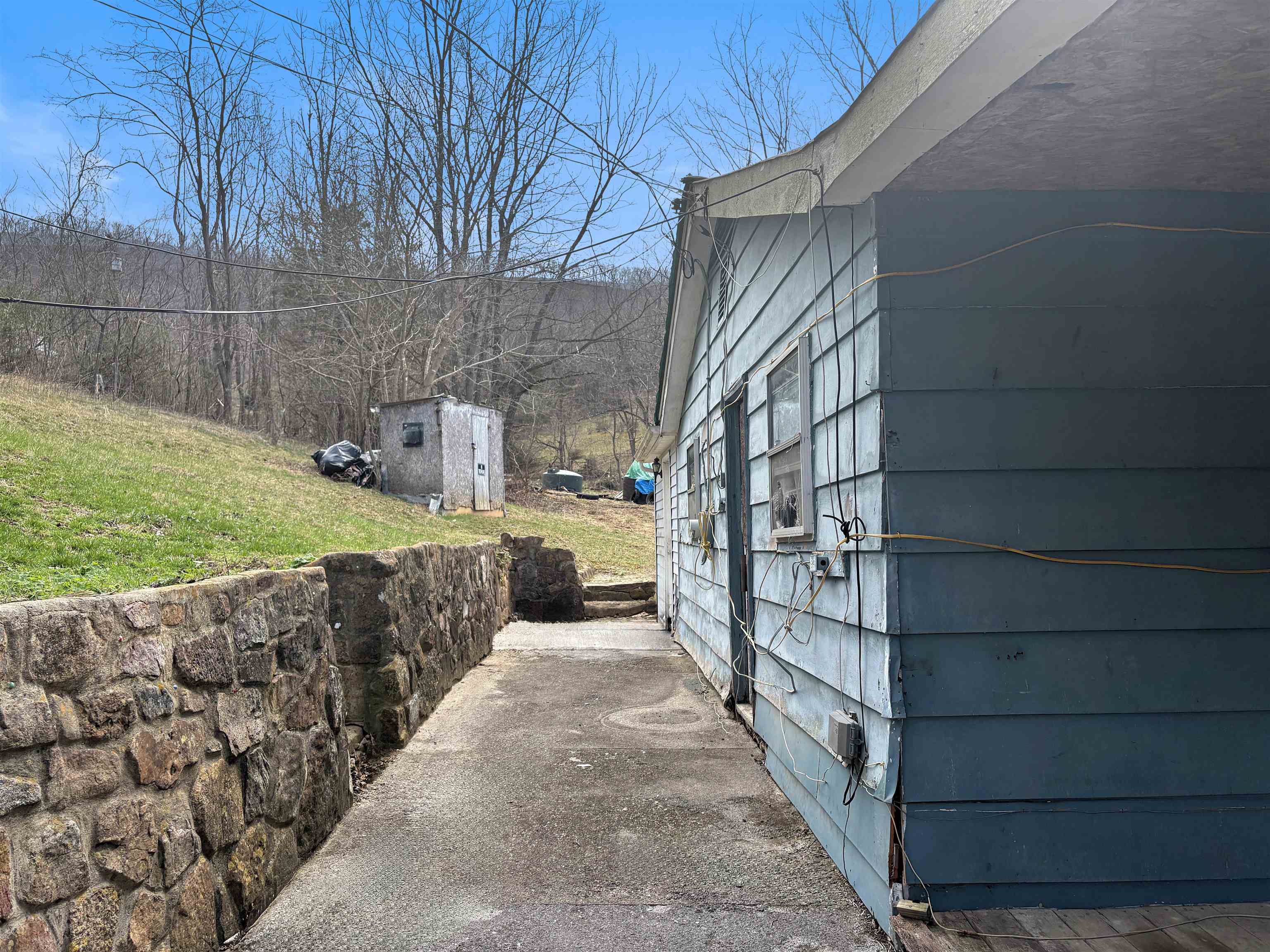 263 Hopkins Road Pearisburg VA 24134