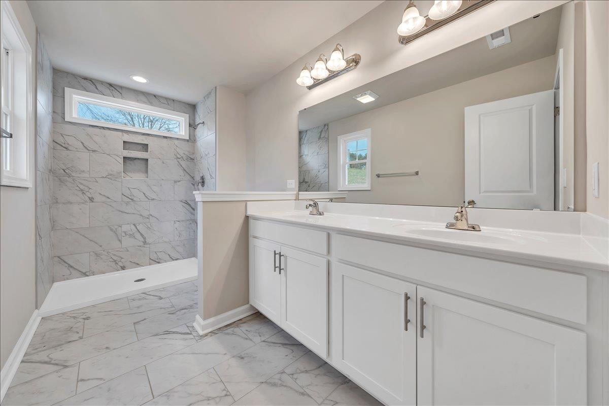 1575 Kensington Way Christiansburg VA 24073