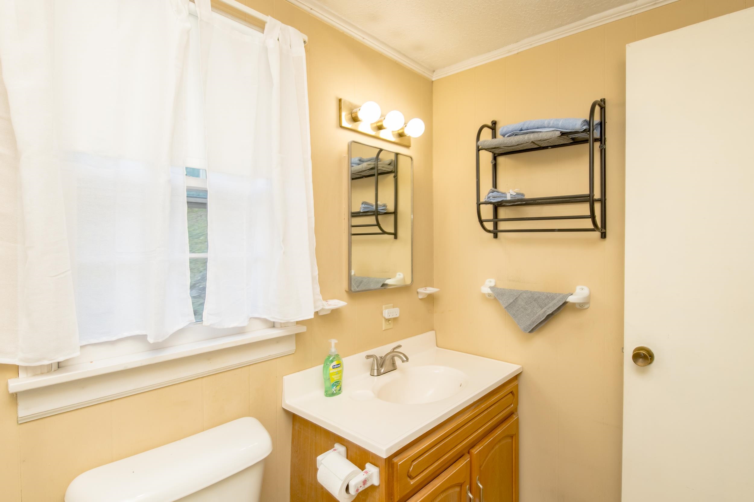 437 Armory Road Galax VA 24333