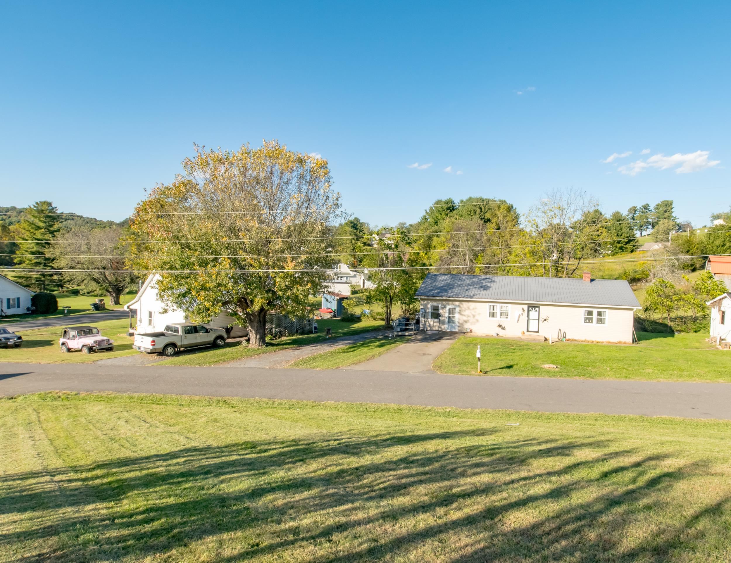 347 Armory Road Galax VA 24333