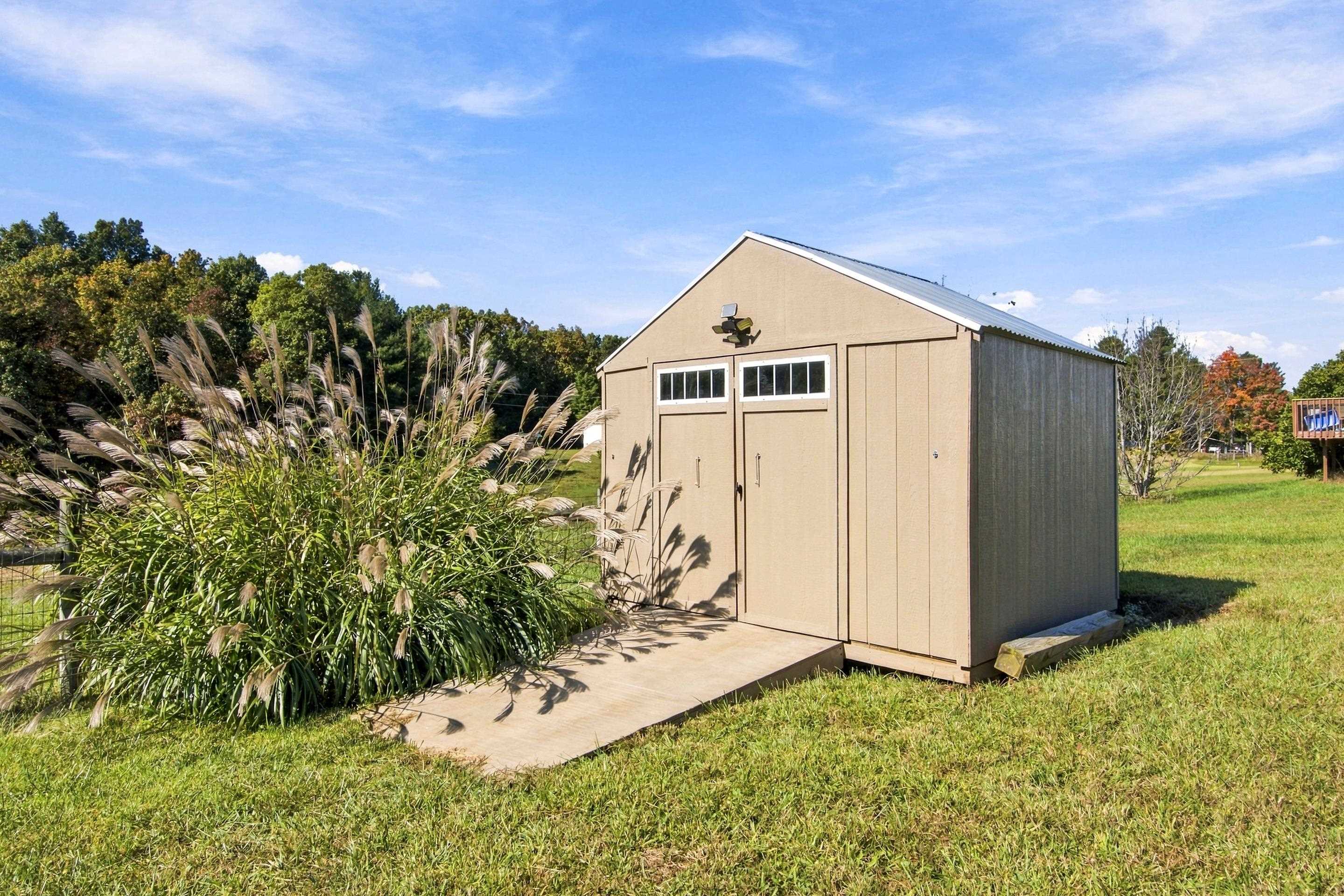 564 Jerry Lane NE Check VA 24072