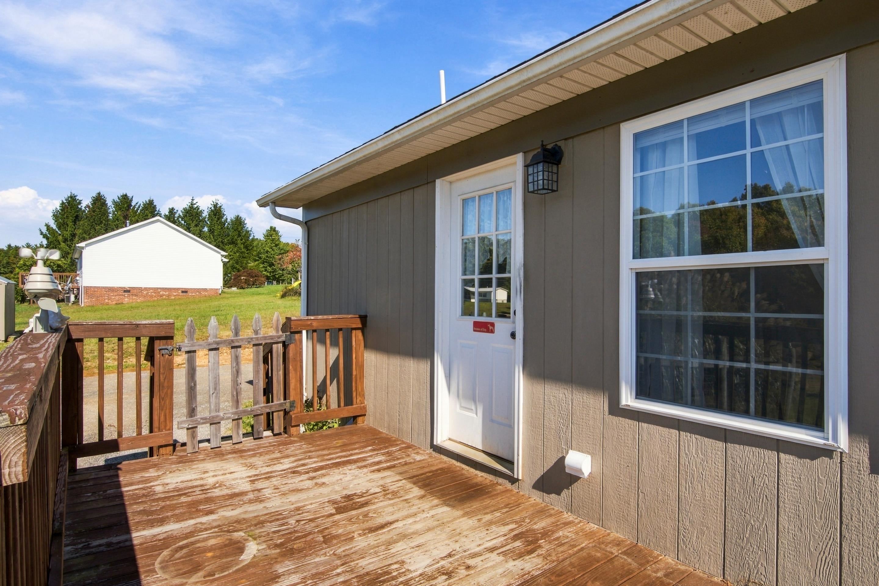 564 Jerry Lane NE Check VA 24072