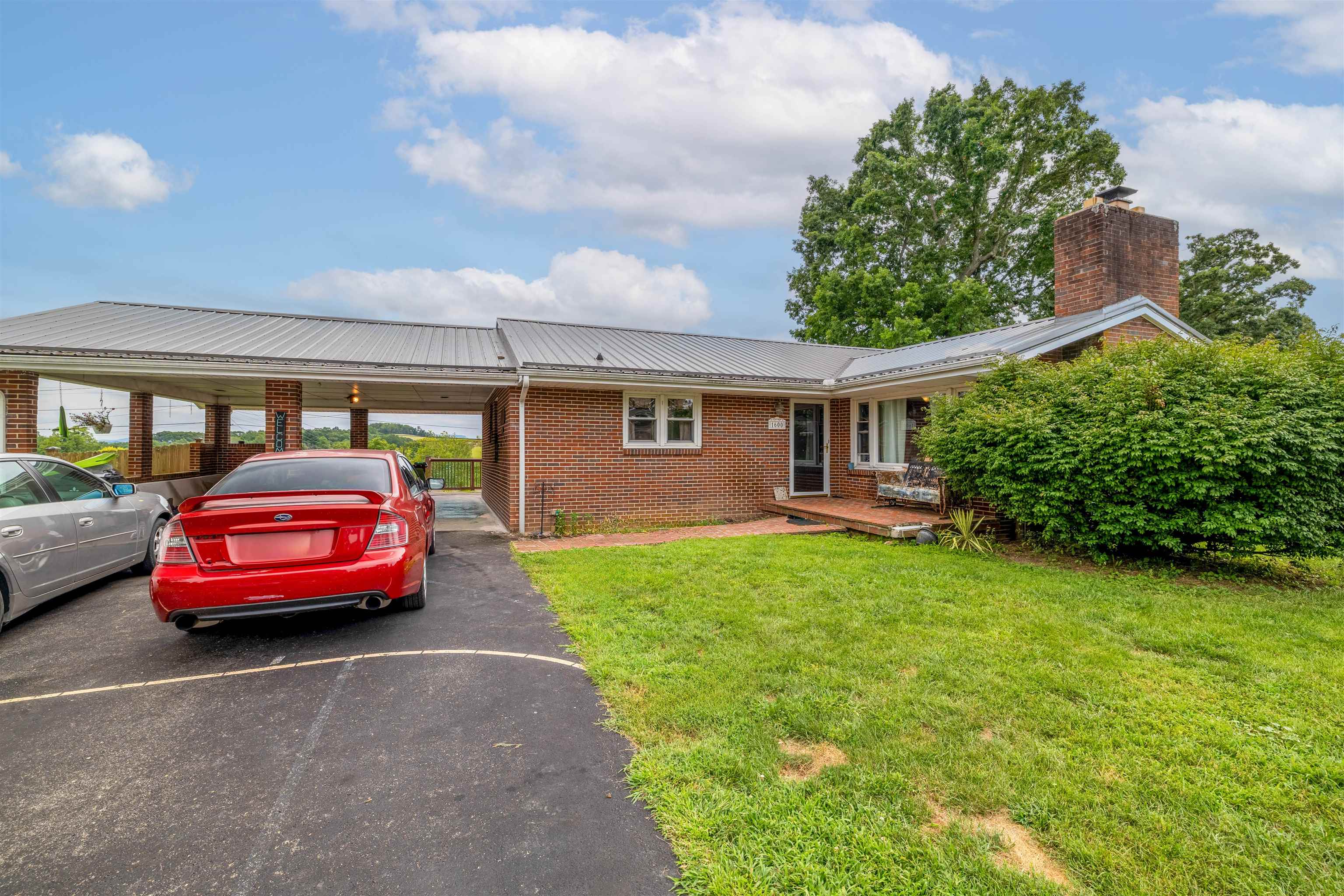 1600 Claremont Court Pulaski VA 24301